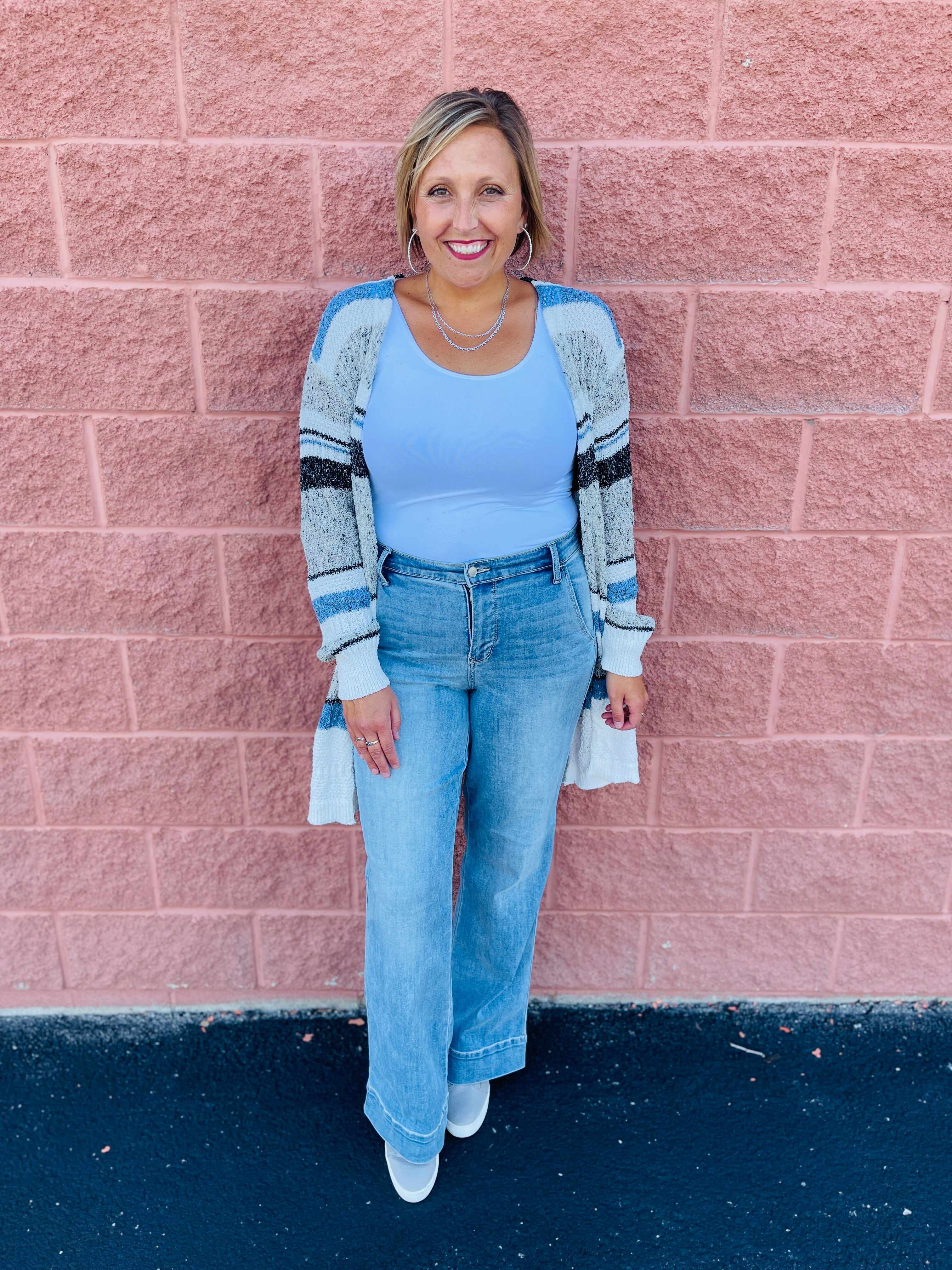Plus/Reg Do It Again Mid-Rise Wide Leg Jeans