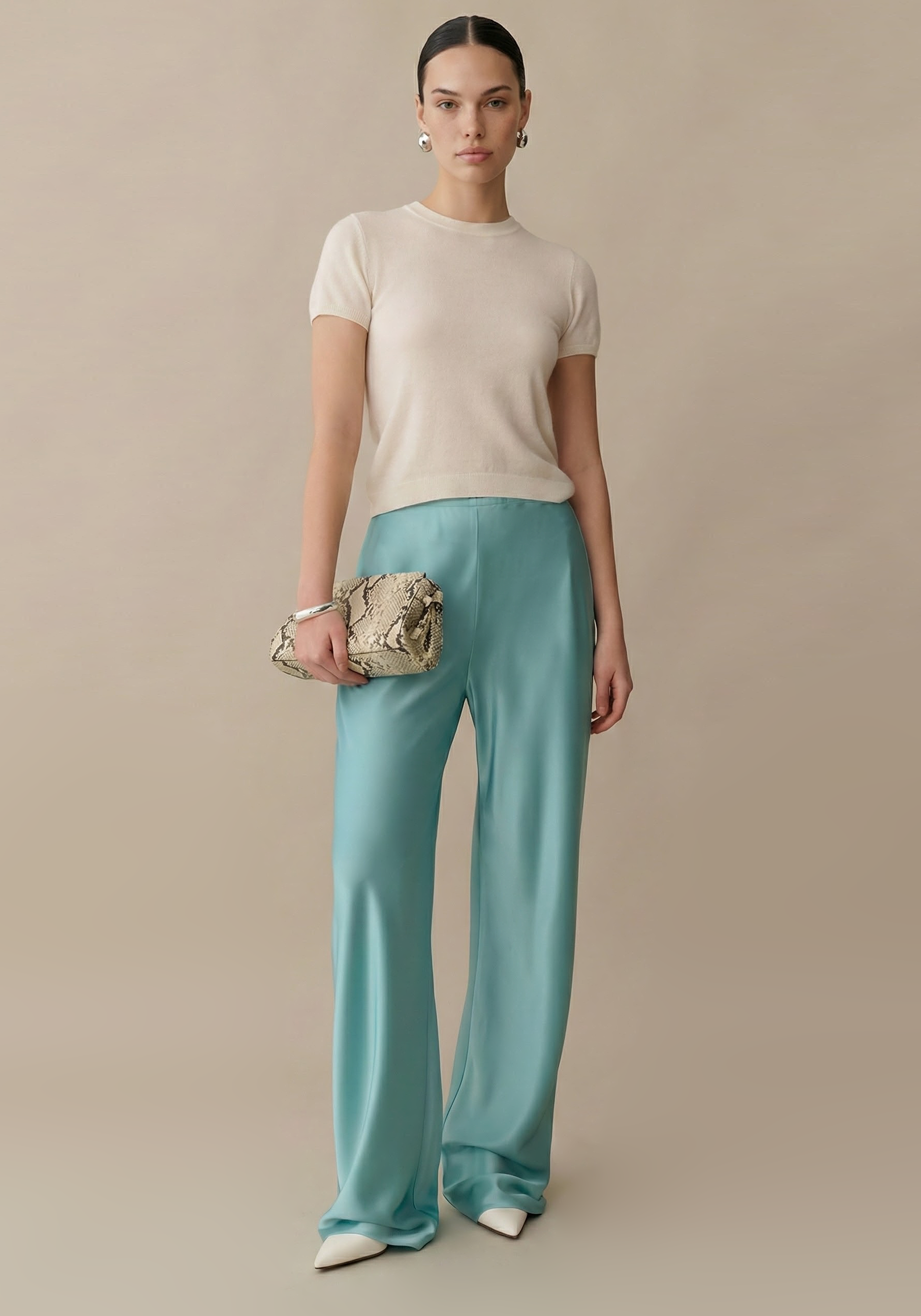 Mina Pant