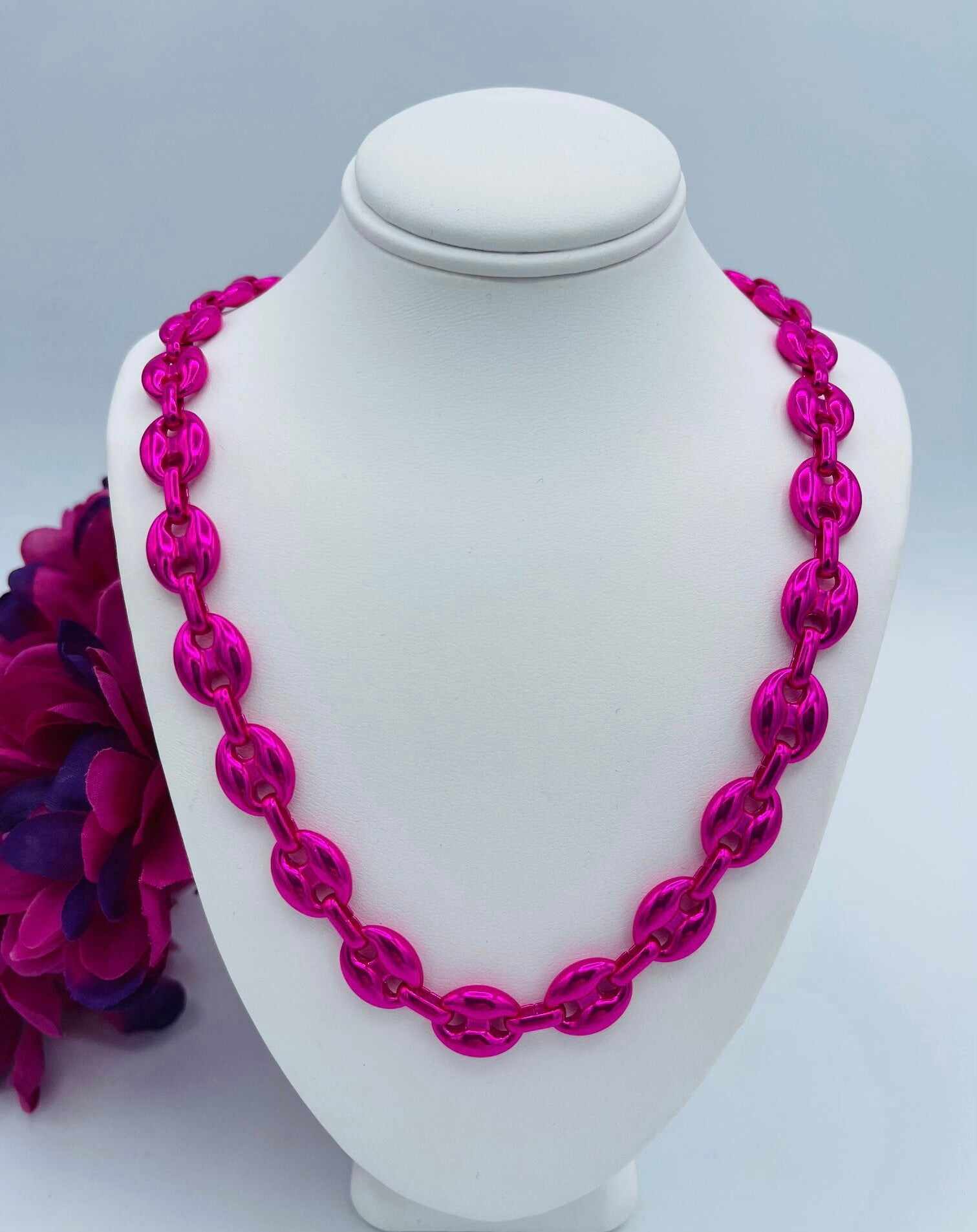 DOORBUSTER Coupled Up Necklace in Hot Pink