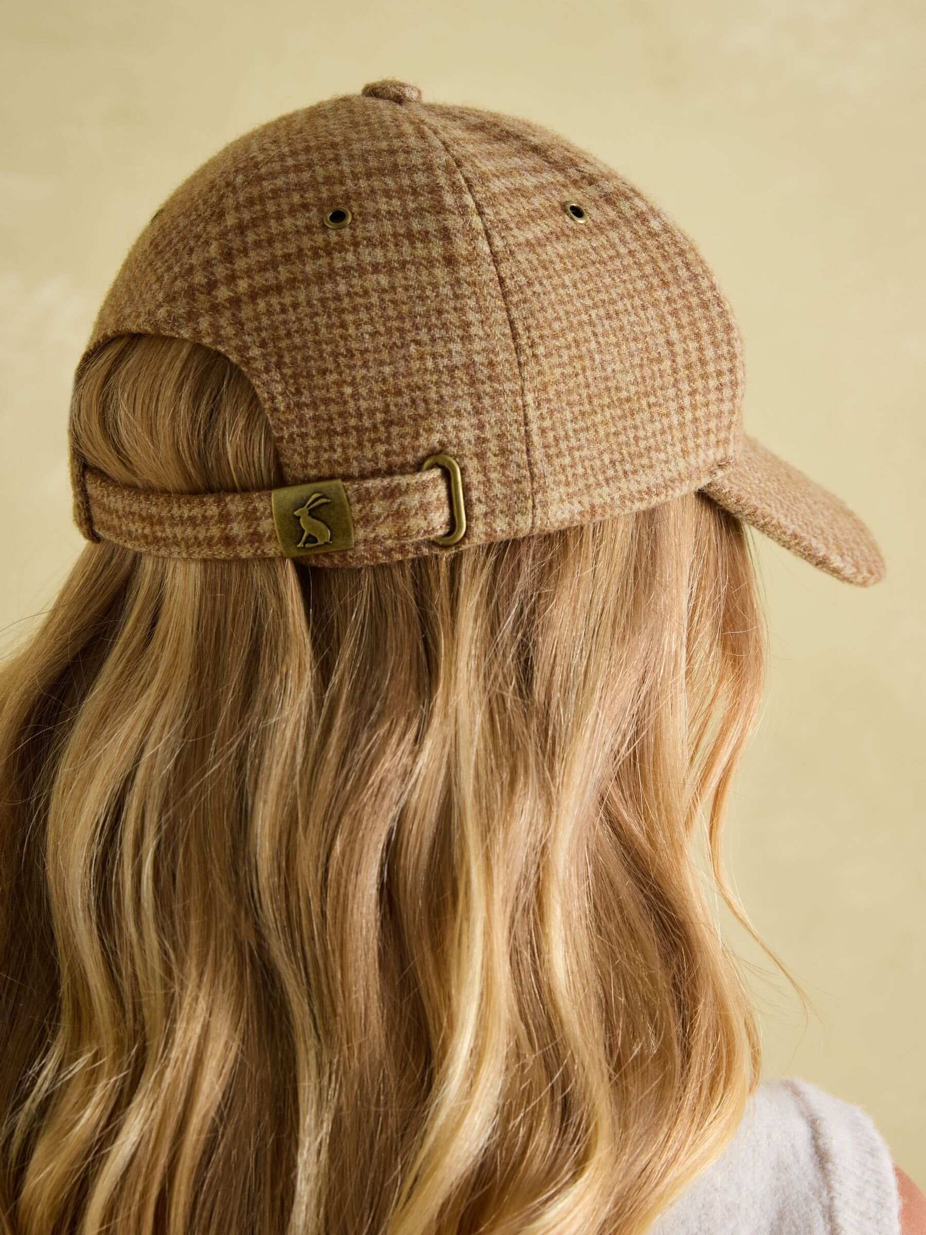 Daley Neutral Check Cap