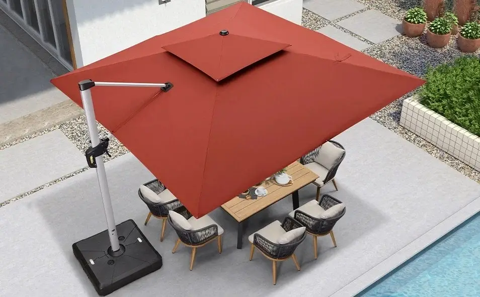 ☔Solar-powered LED parasol