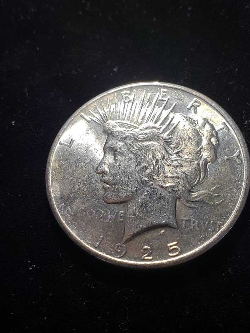 1925  Silver Peace Dollar AU/BU -  Lot# 124 Regular 59