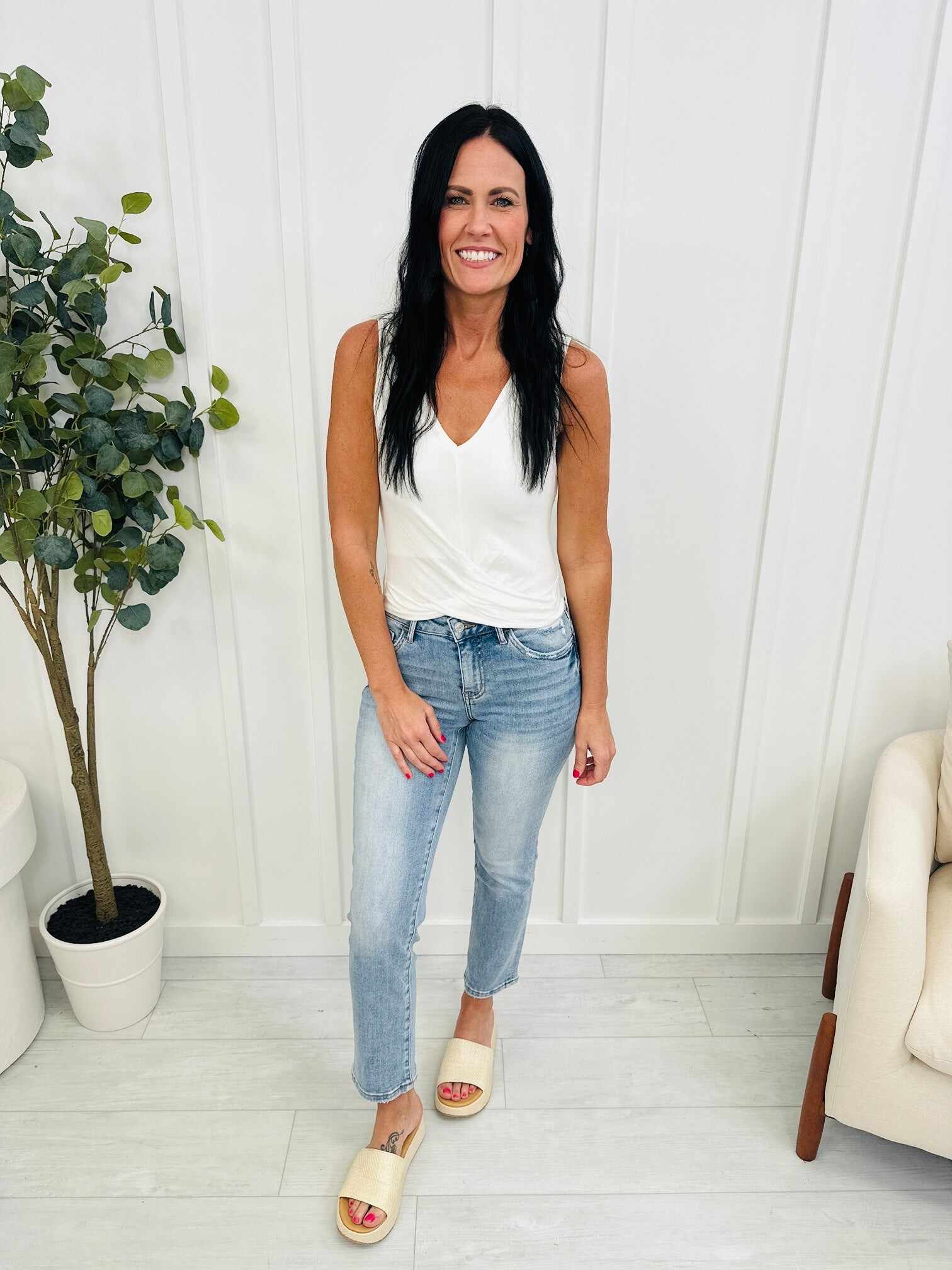 MARKDOWNS! Lovervet REG/CURVY Straight Into Summer Straight Leg Mid Rise Jeans