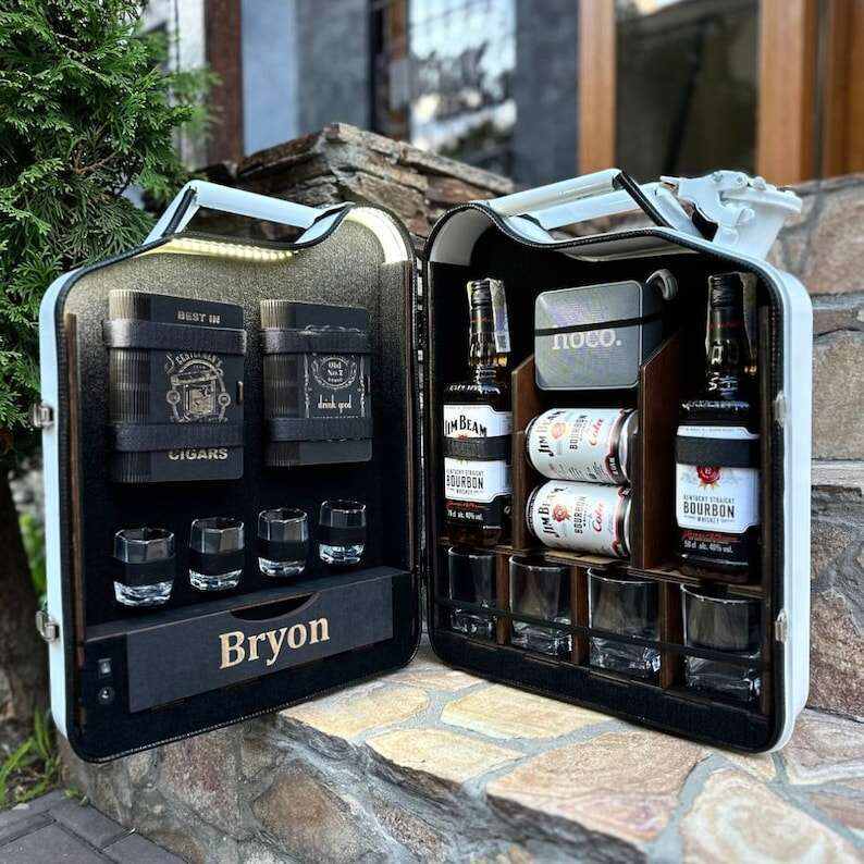 20 L Jerry Can Mini Bar, With Bluetooth Speaker, Custom Fuel Bar, Home Mini Bar, Handmade Travel Bar, Gift For Him, For Christmas, For Dad