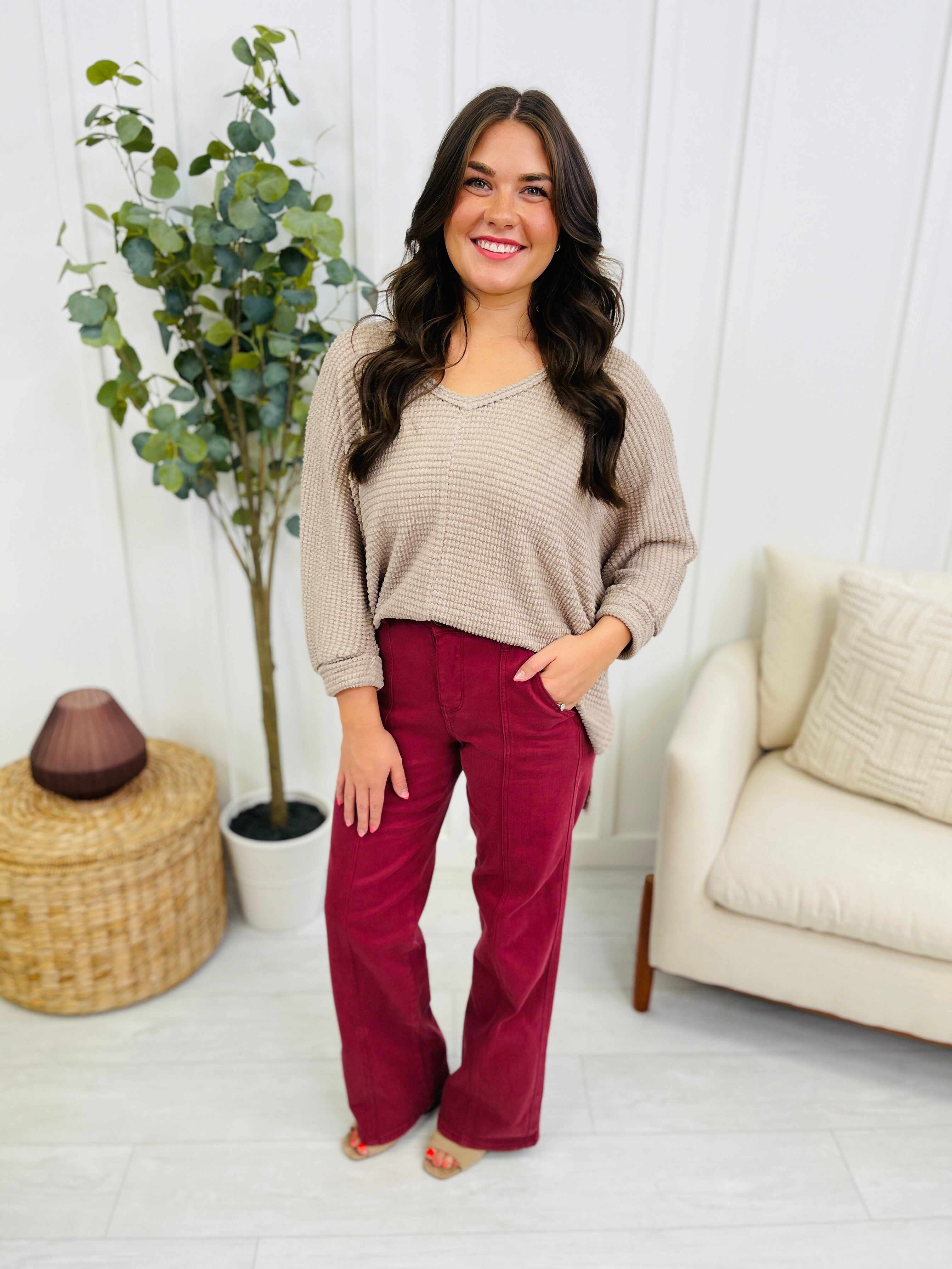 REG/CURVY Red, Red Wine Straight Burgundy Jeans