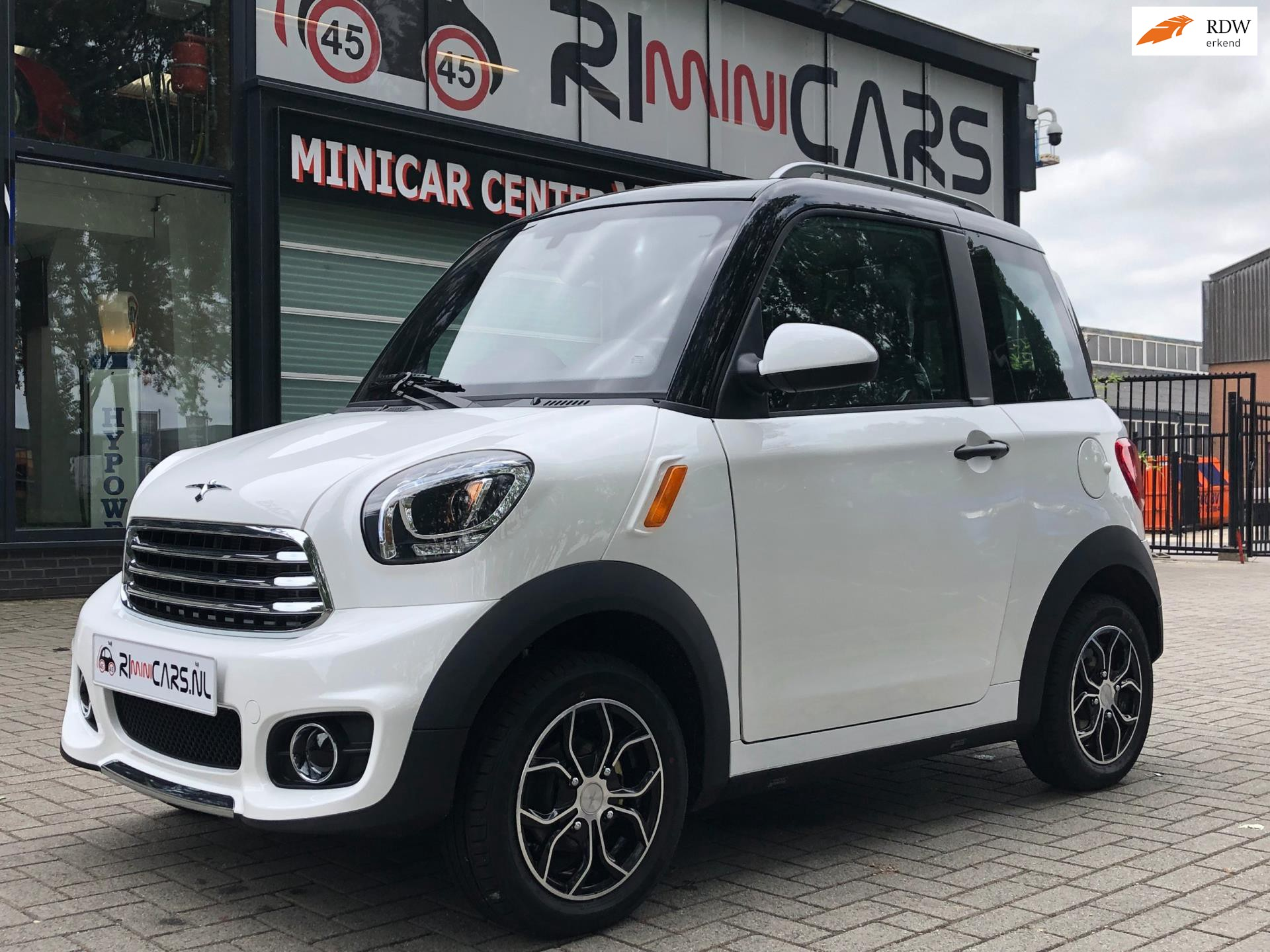 Refurbished used minicars,No license plate number,Cars can be picked up at warehouses in California,Other areas use Ship a Car Direct car consignment