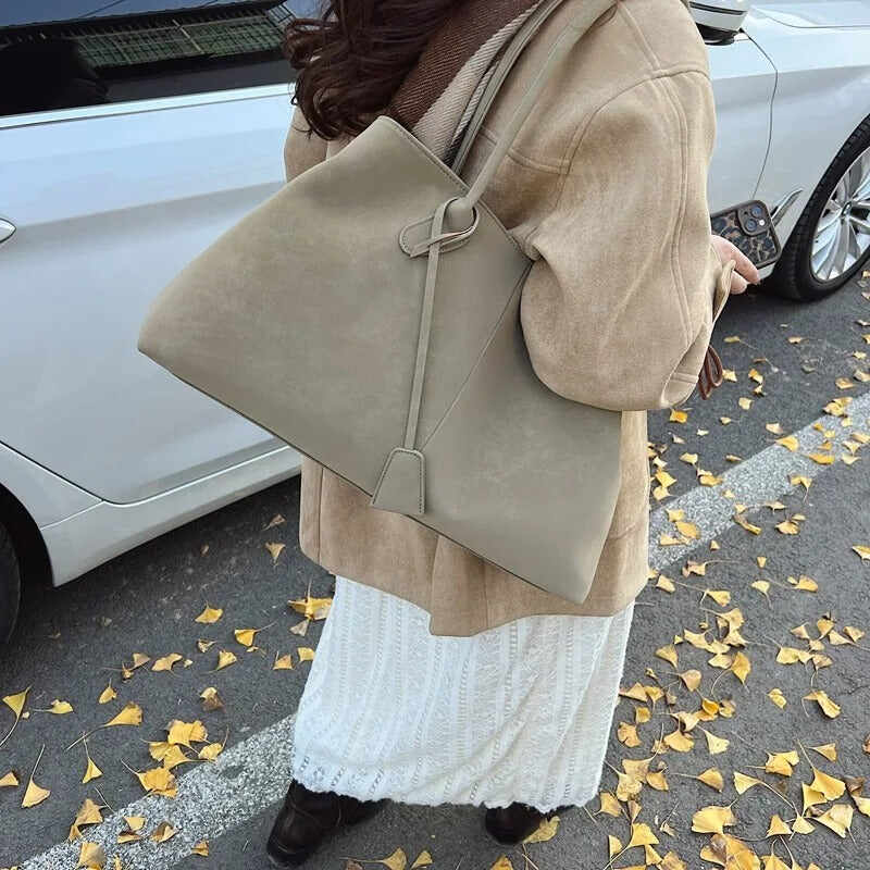 Kyadeeih | Stylish Tote Bag