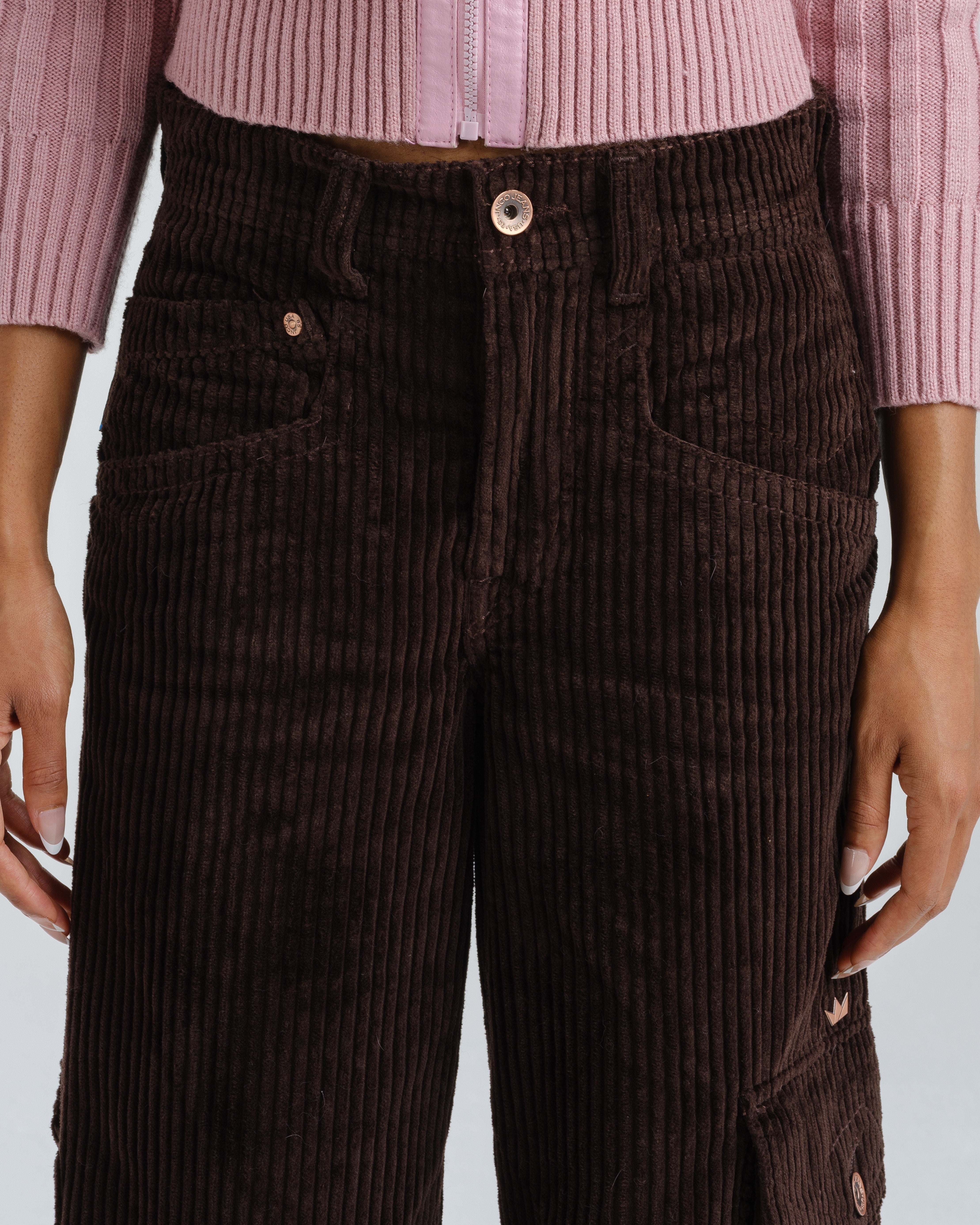 W Torque Cargo Carpenter. 23