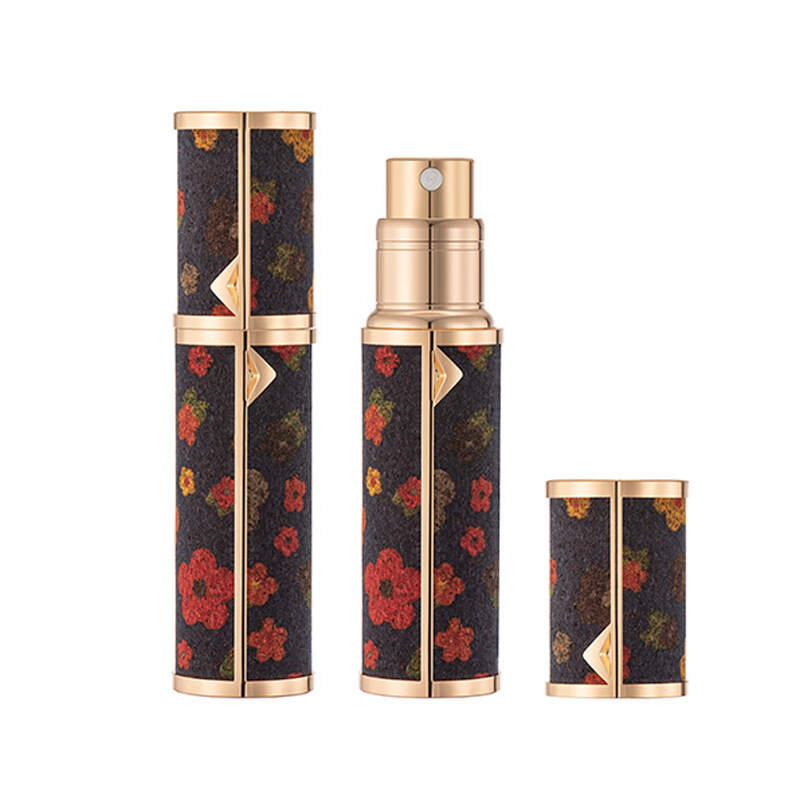 Retro portable perfume bottle for high-end individualized spray perfume