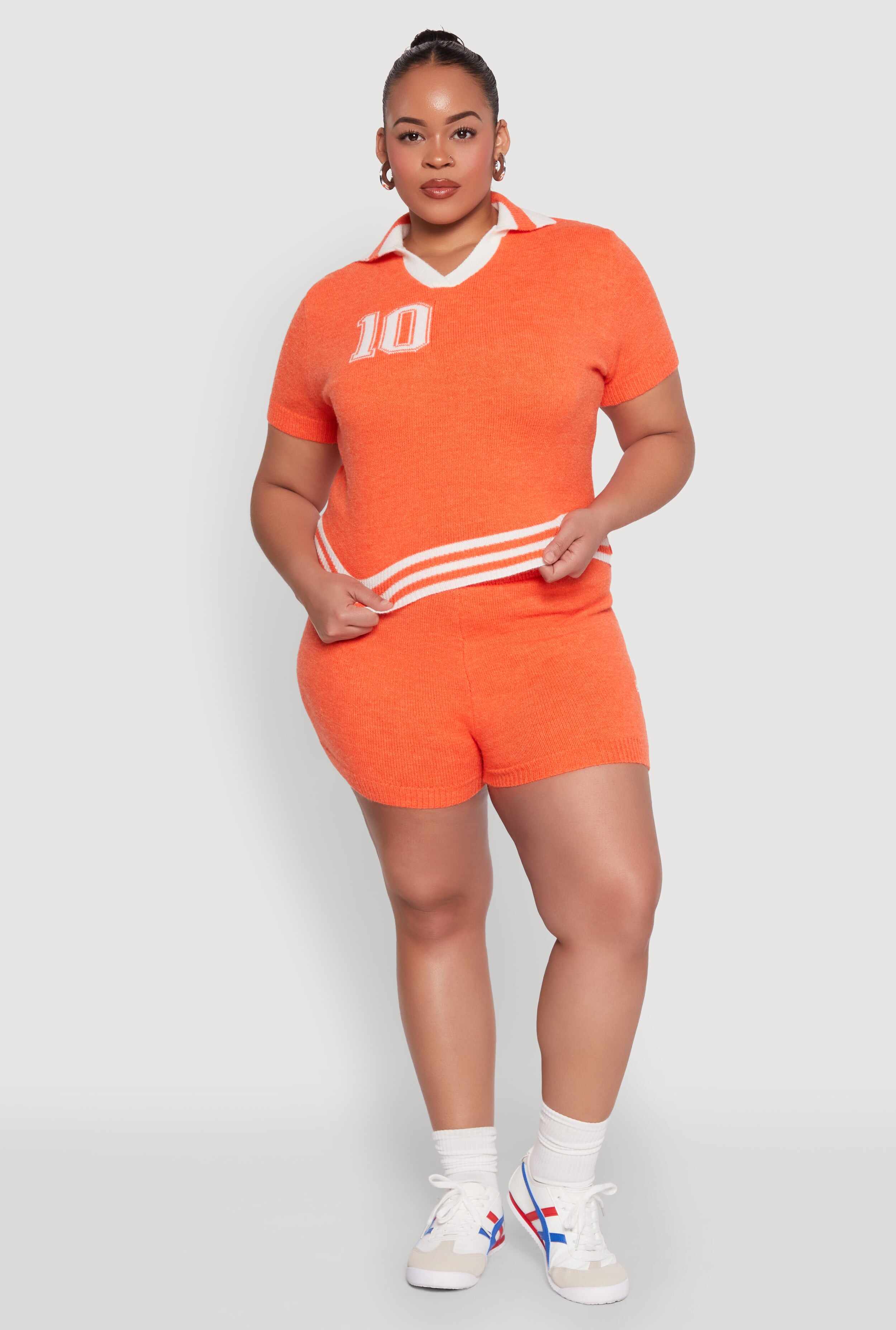 Plus Size Daisy 10 Graphic Varsity Stripe Shorts