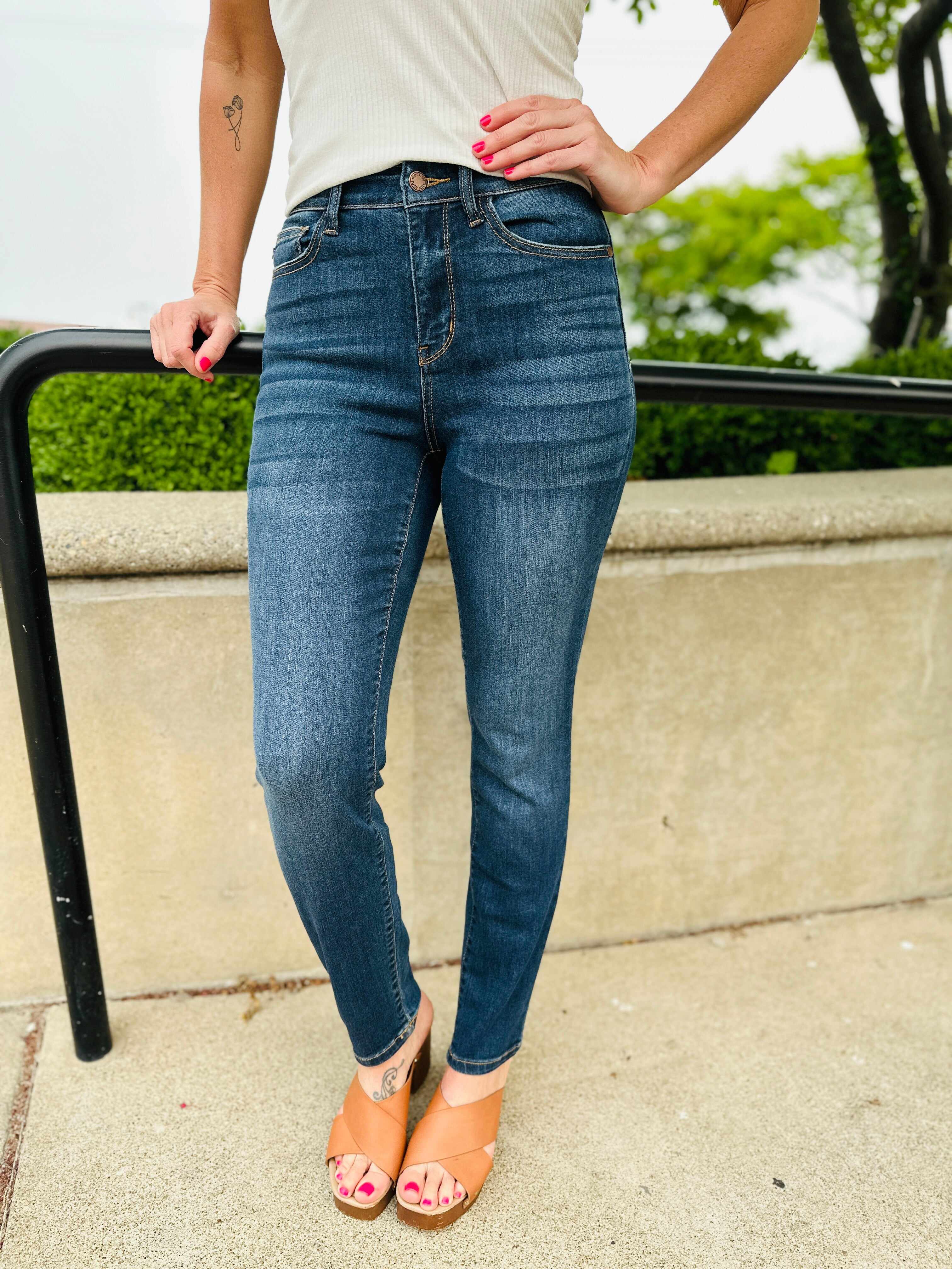 Reg/Curvy Blessed and NonDistressed Relaxed Fit Jeans