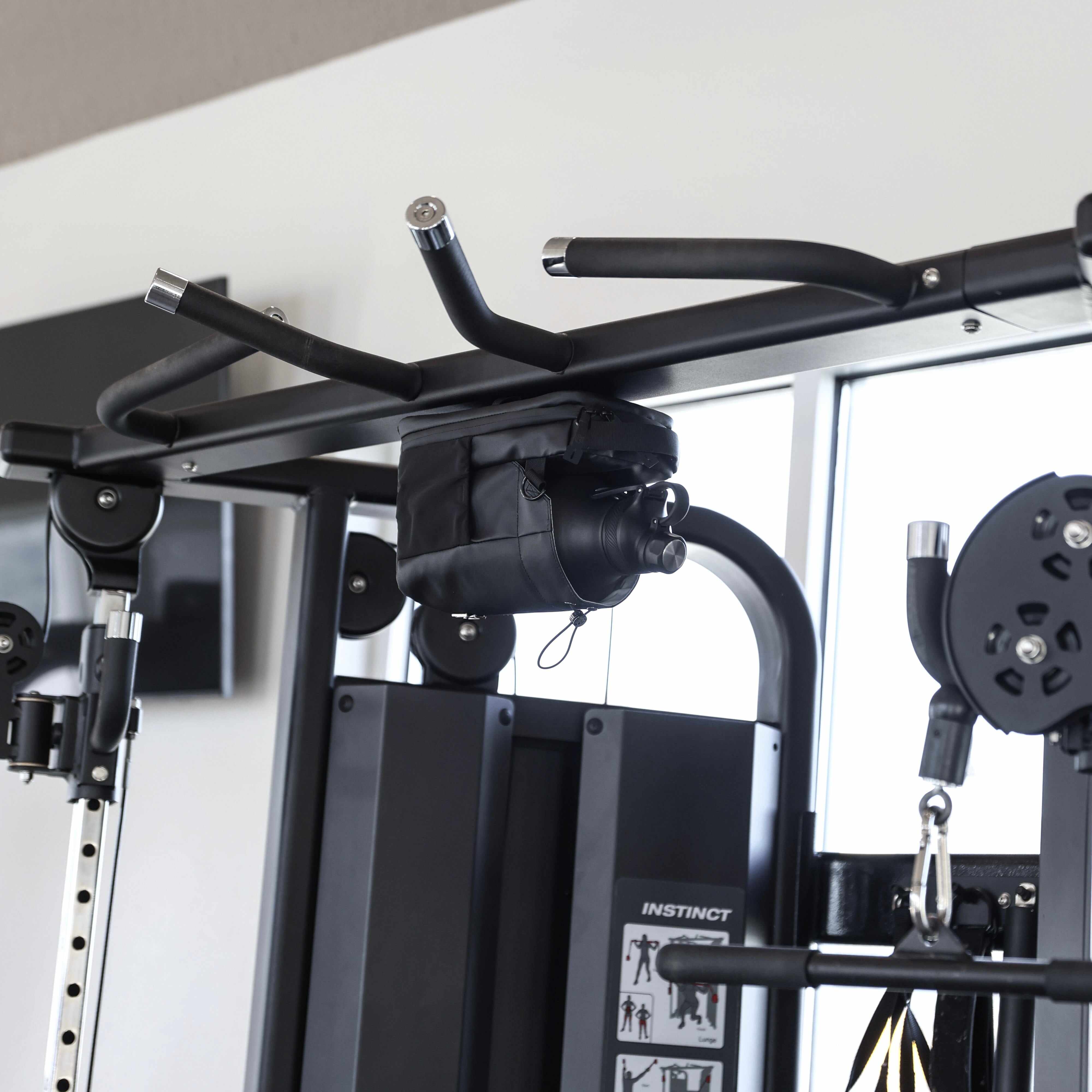 64OZ MAGNETIC BOTTLE BAG