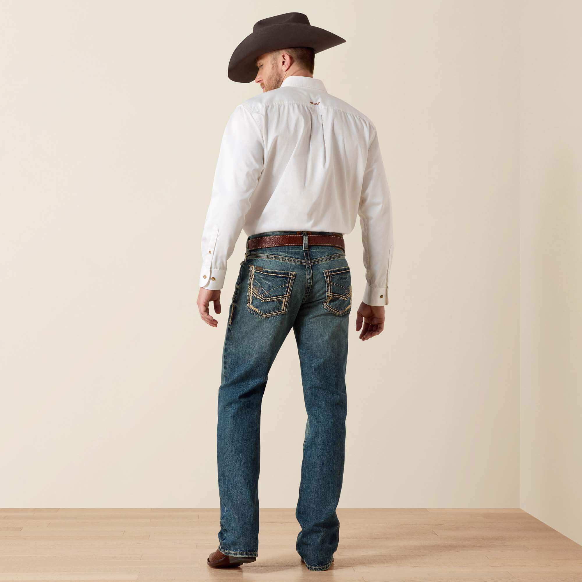 M5 Slim Gambler Stackable Straight Leg Jean