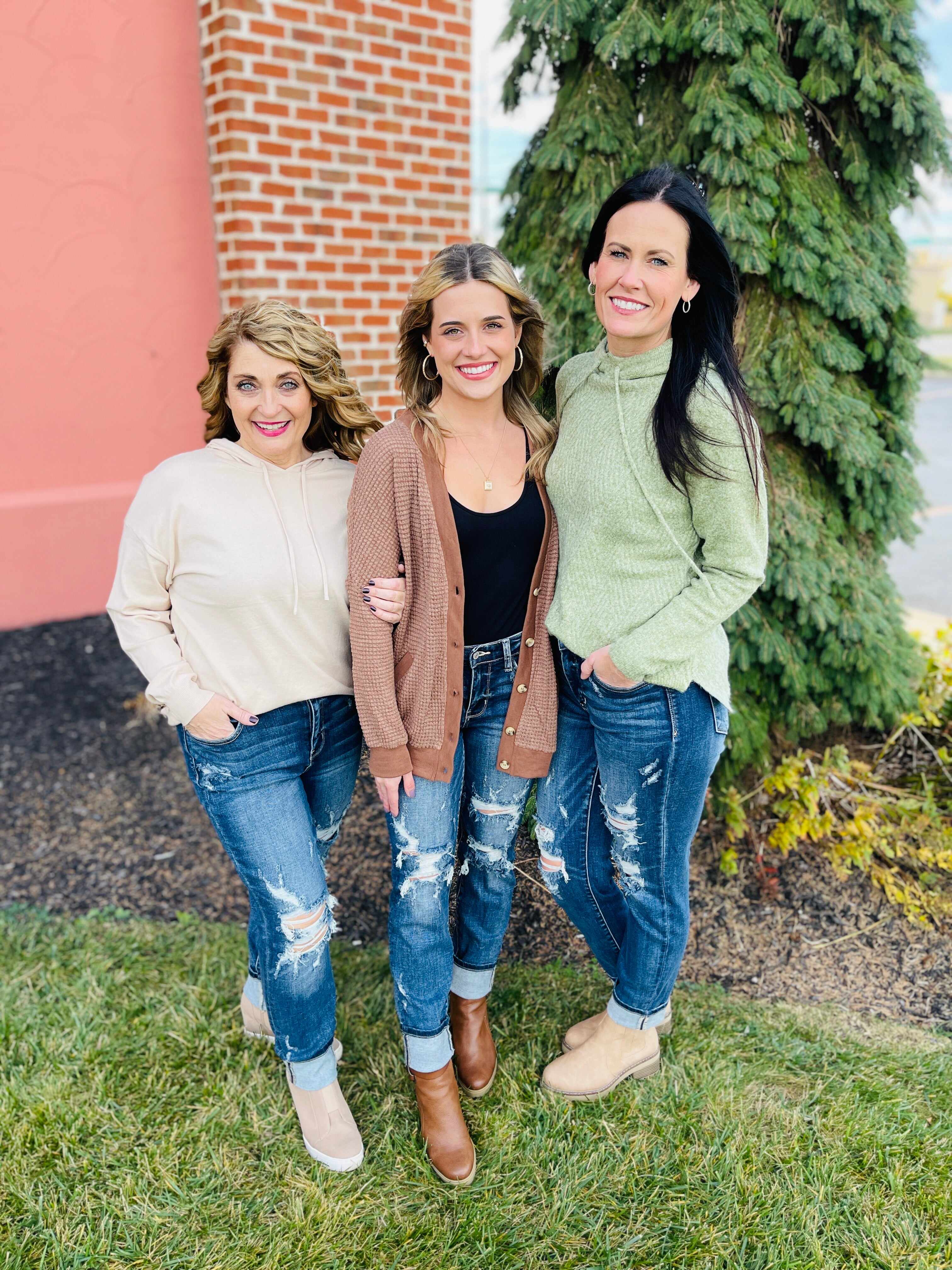 Plus/Reg Now Or Never Mid-Rise Boyfriend Jeans
