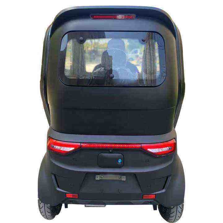 Family smart fully enclosed electric tricycle