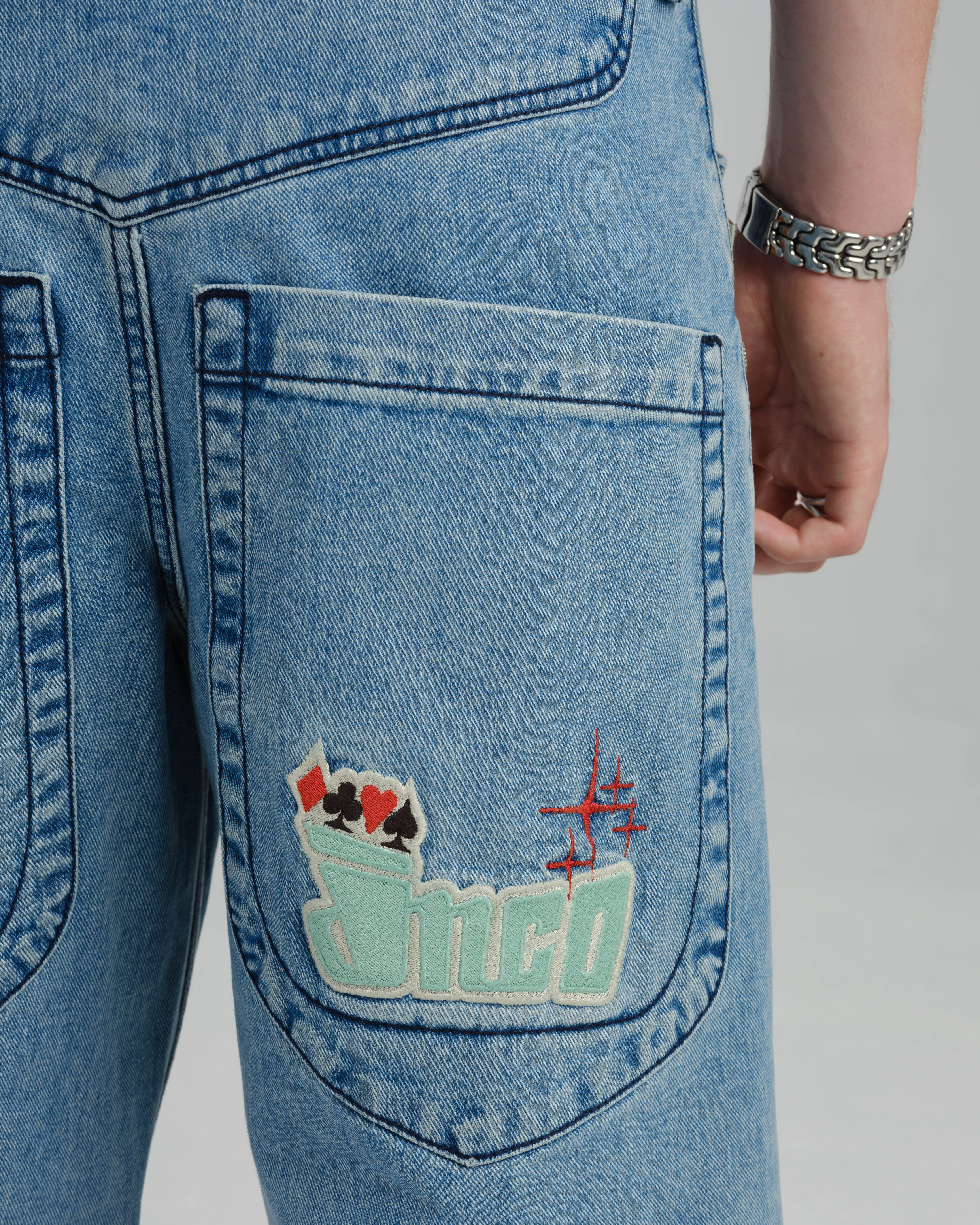 1169 Low Down Deck. 20