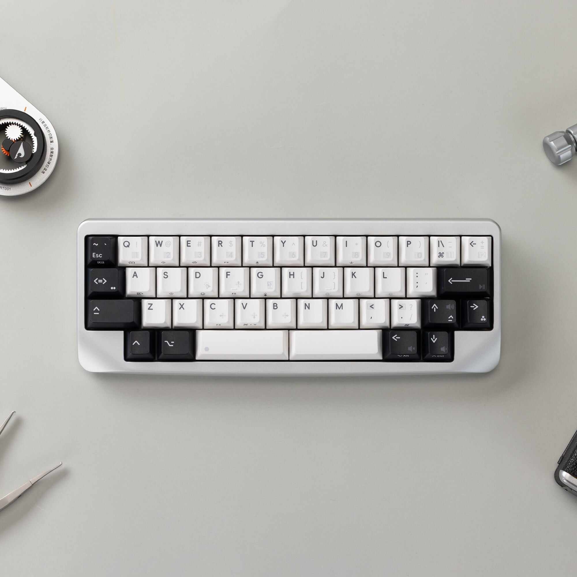 Ready to use Agar mini Dual-mode version with keycaps