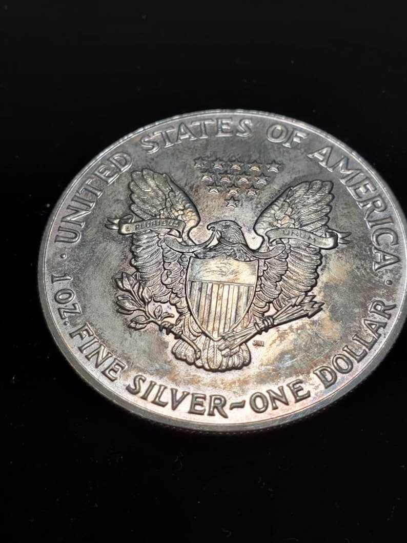 1992  American Silver Eagle Toned   -  1 Oz .999 Silver - Key Date ! #129