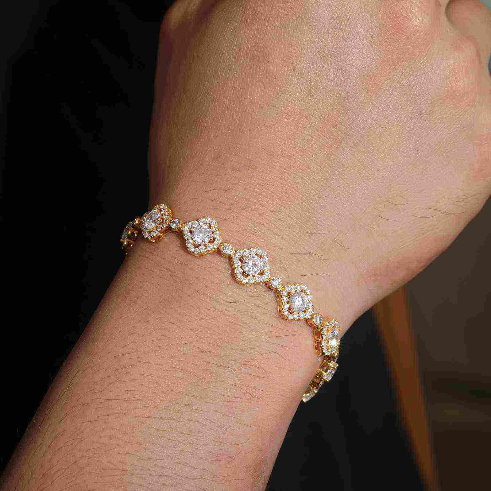 TestTest 10mm S925 Moissanite Halo Four-leaf Clover Tennis Bracelet