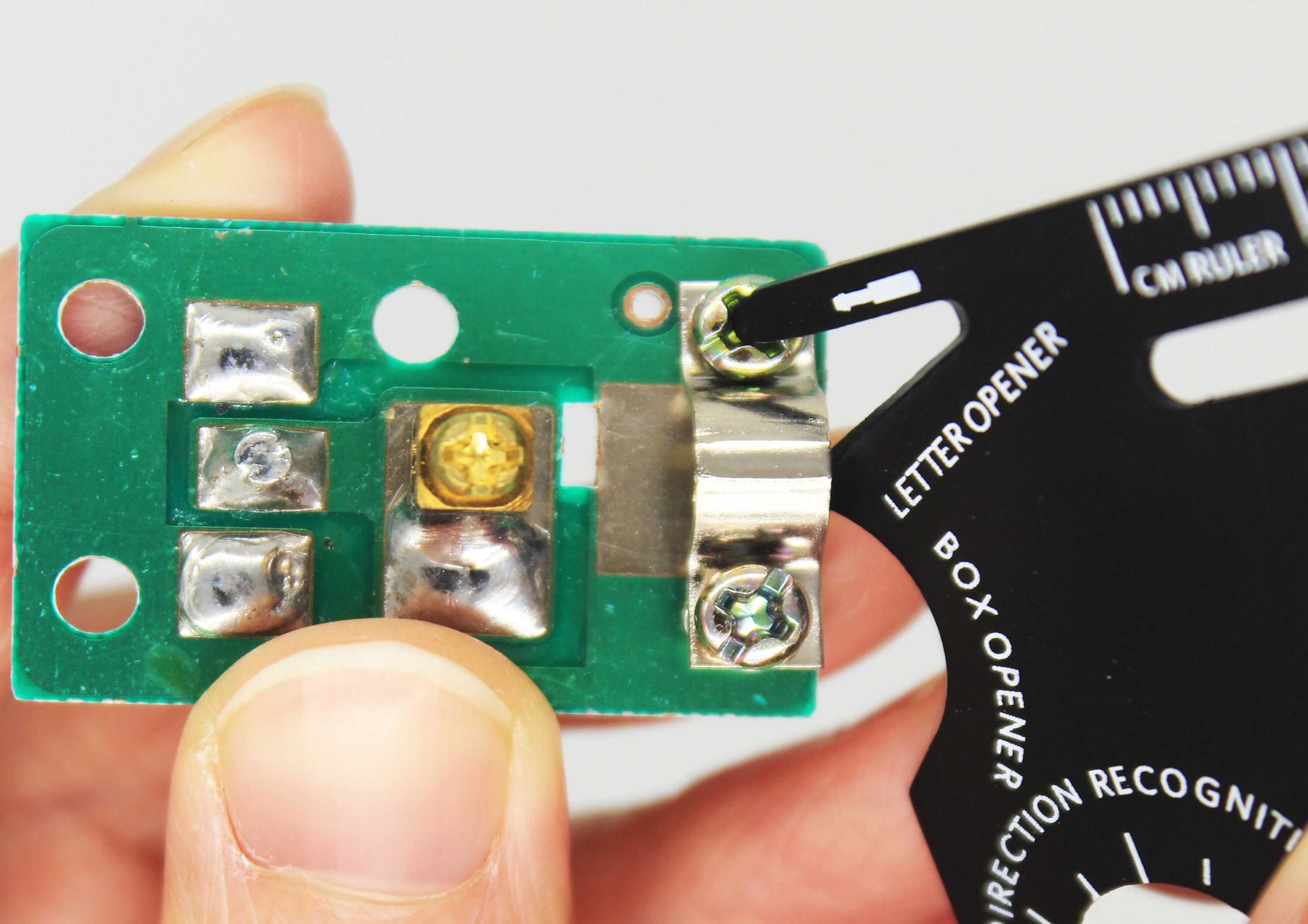 Mens 16 in 1 Card Gadget-Stocking Filler Screwdriver & Bottle Opener