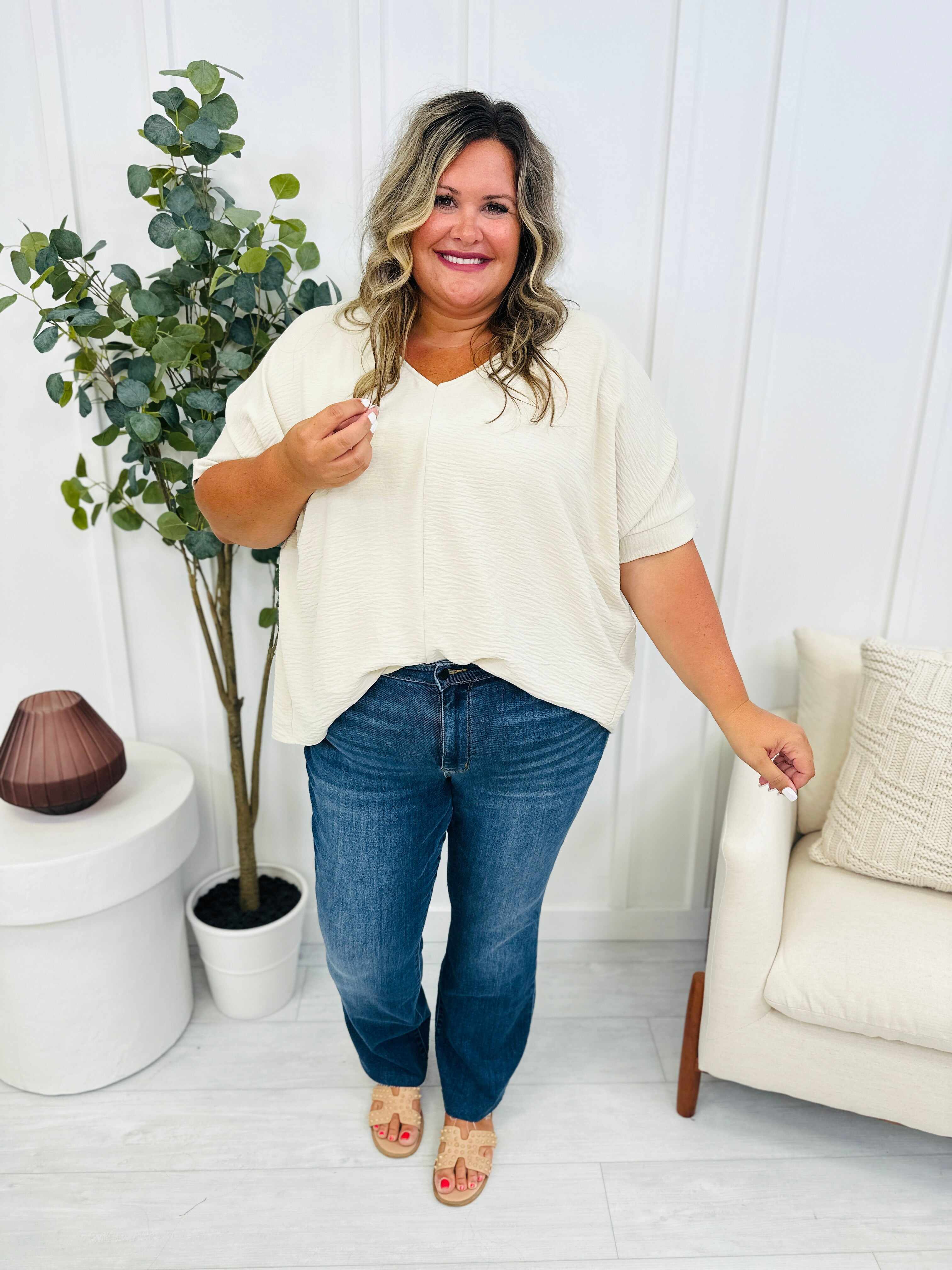 REG/CURVY Baby Got Bootcut Nondistressed Jeans
