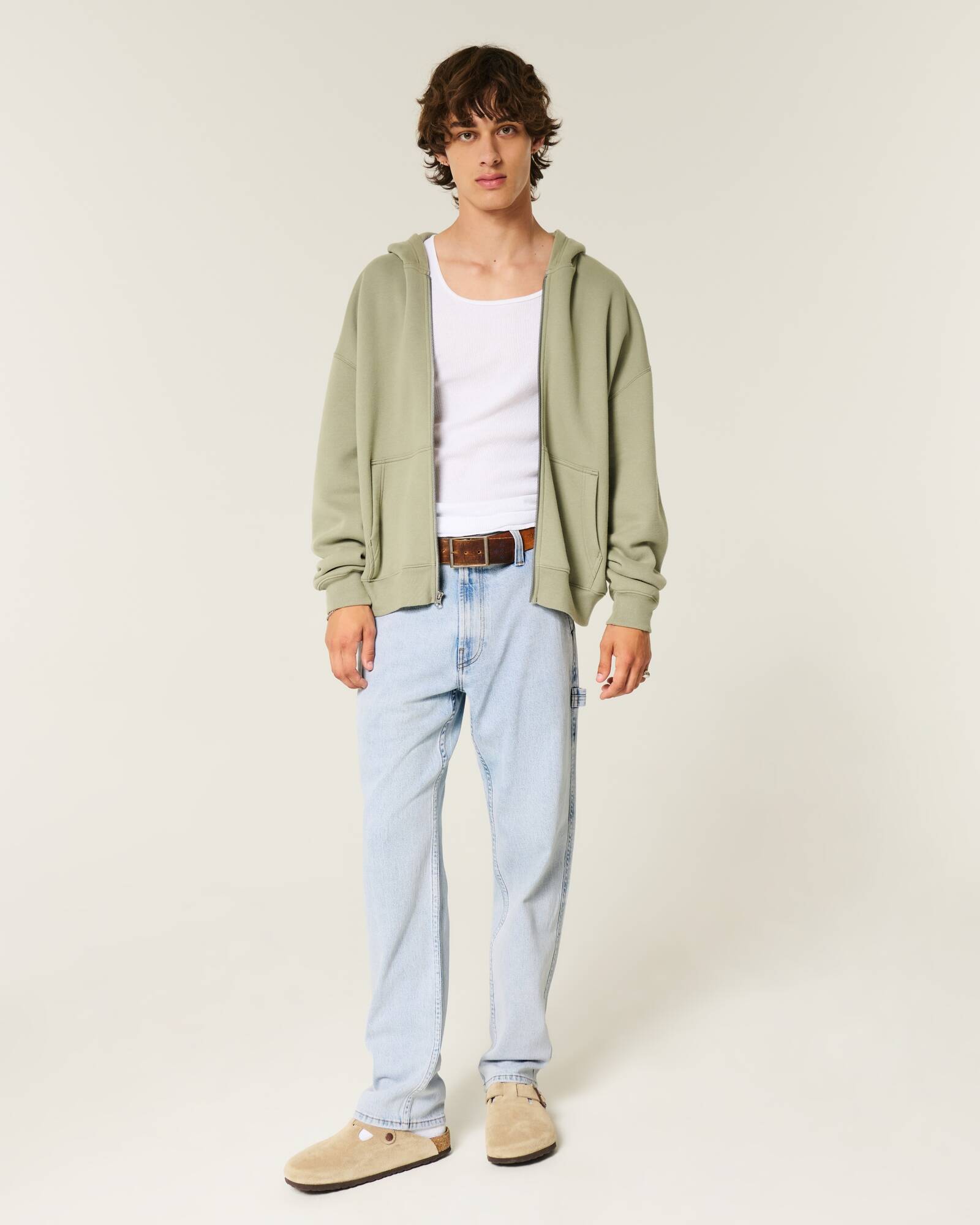 Loose Carpenter Jeans