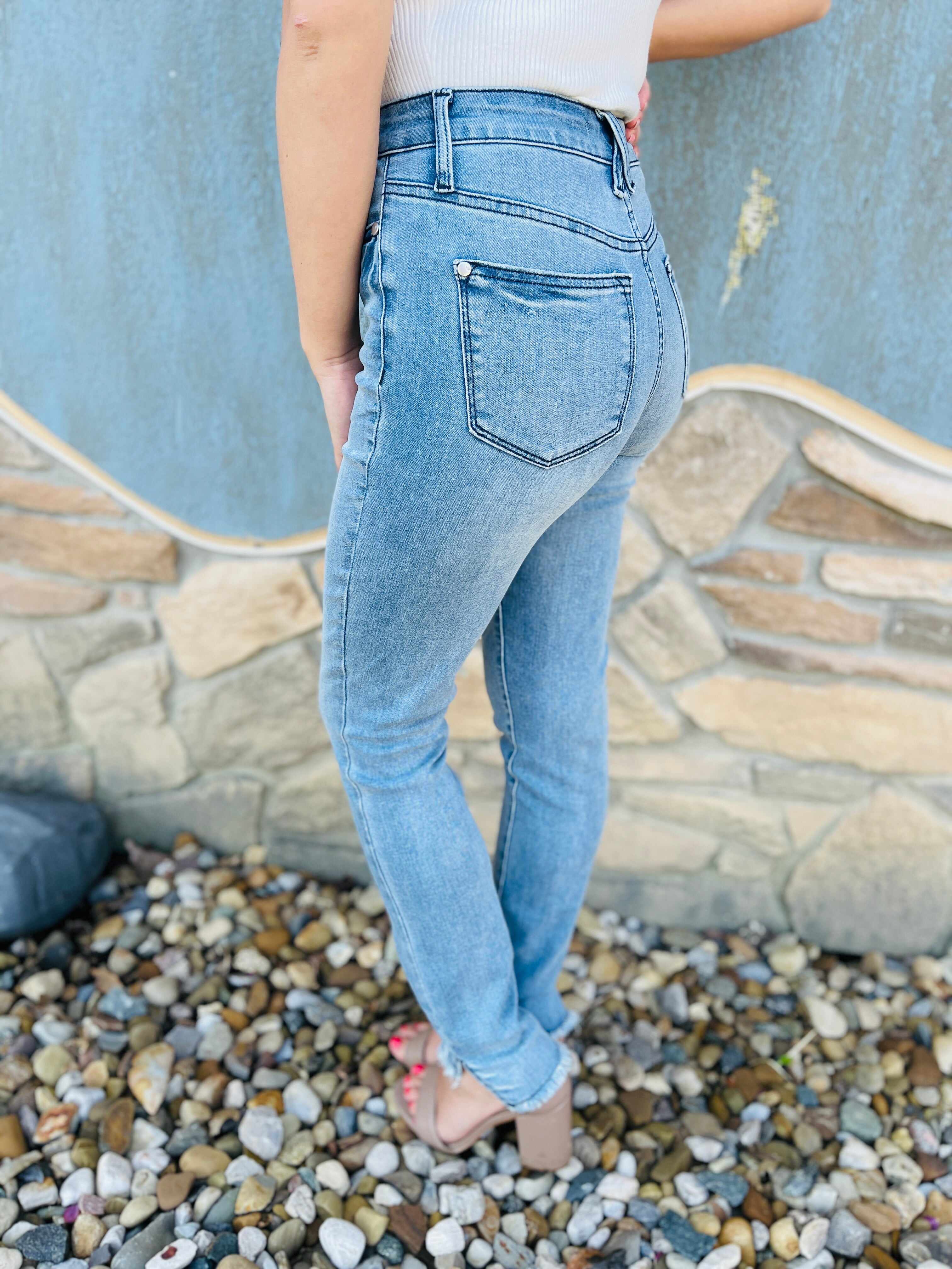 REG/CURVY Cool Kids Sustainable Cooling Relaxed Jeans