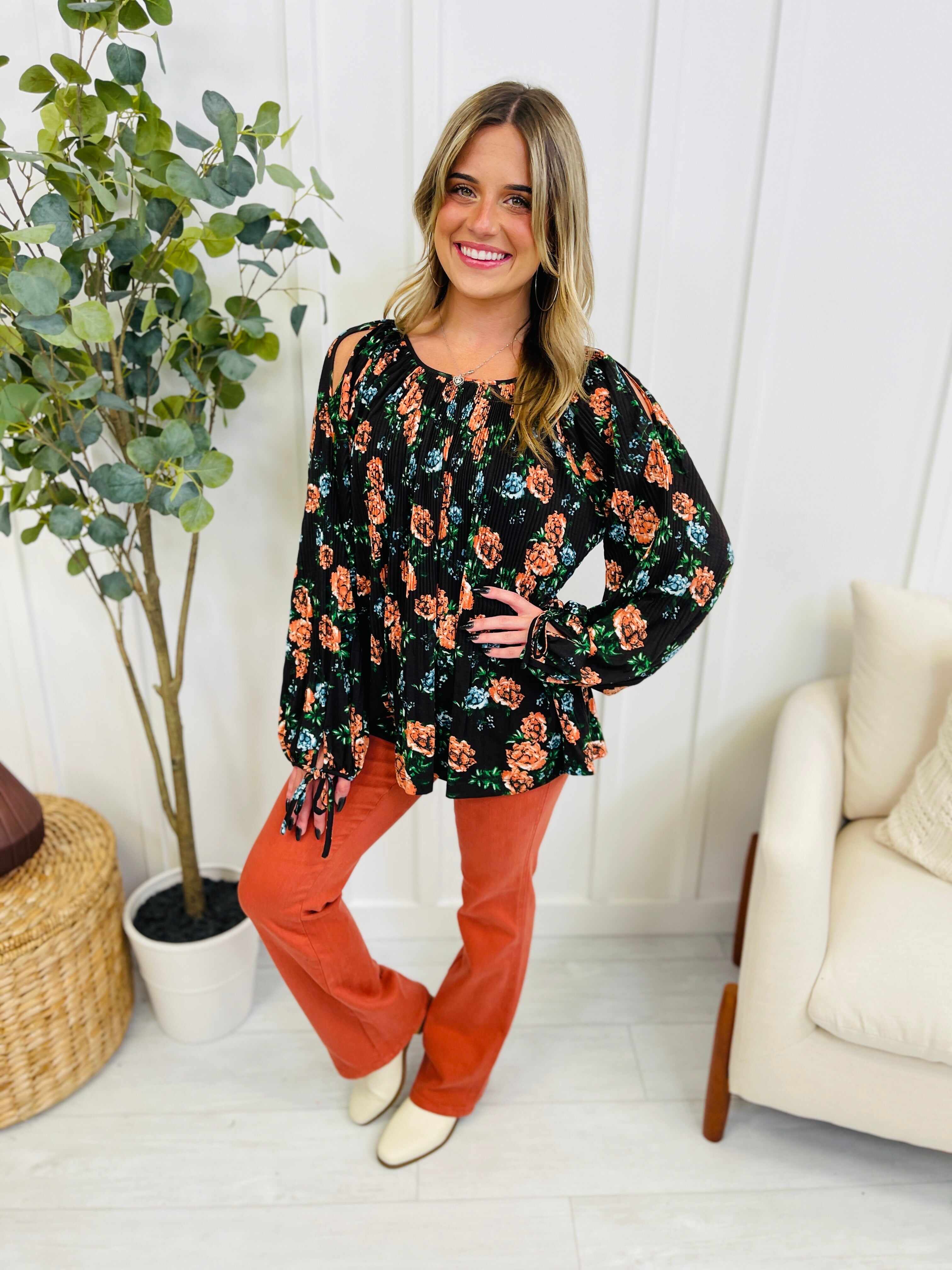 REG/CURVY Fall in Love Slim Bootcut Jeans