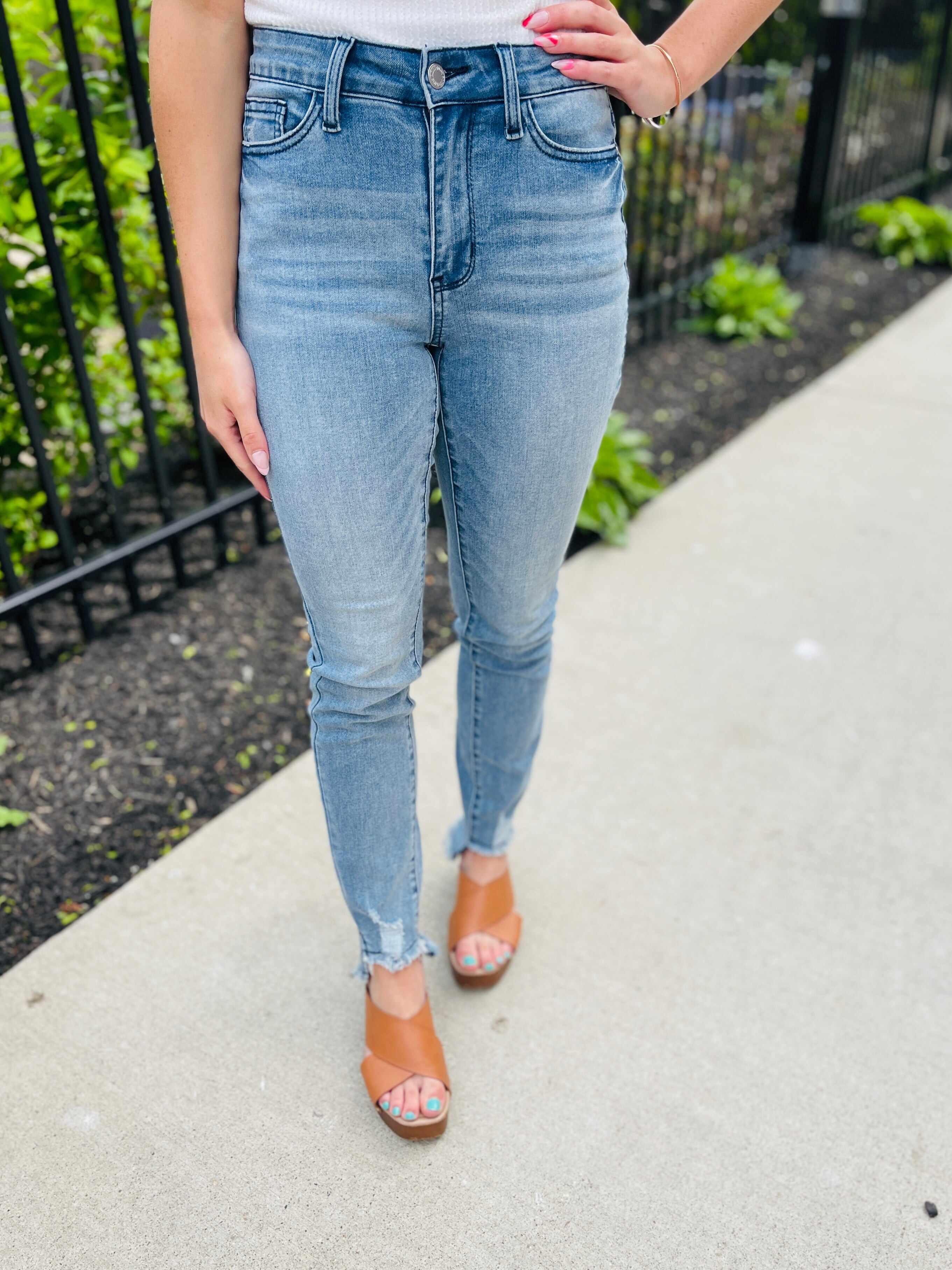 REG/CURVY Cool Kids Sustainable Cooling Relaxed Jeans