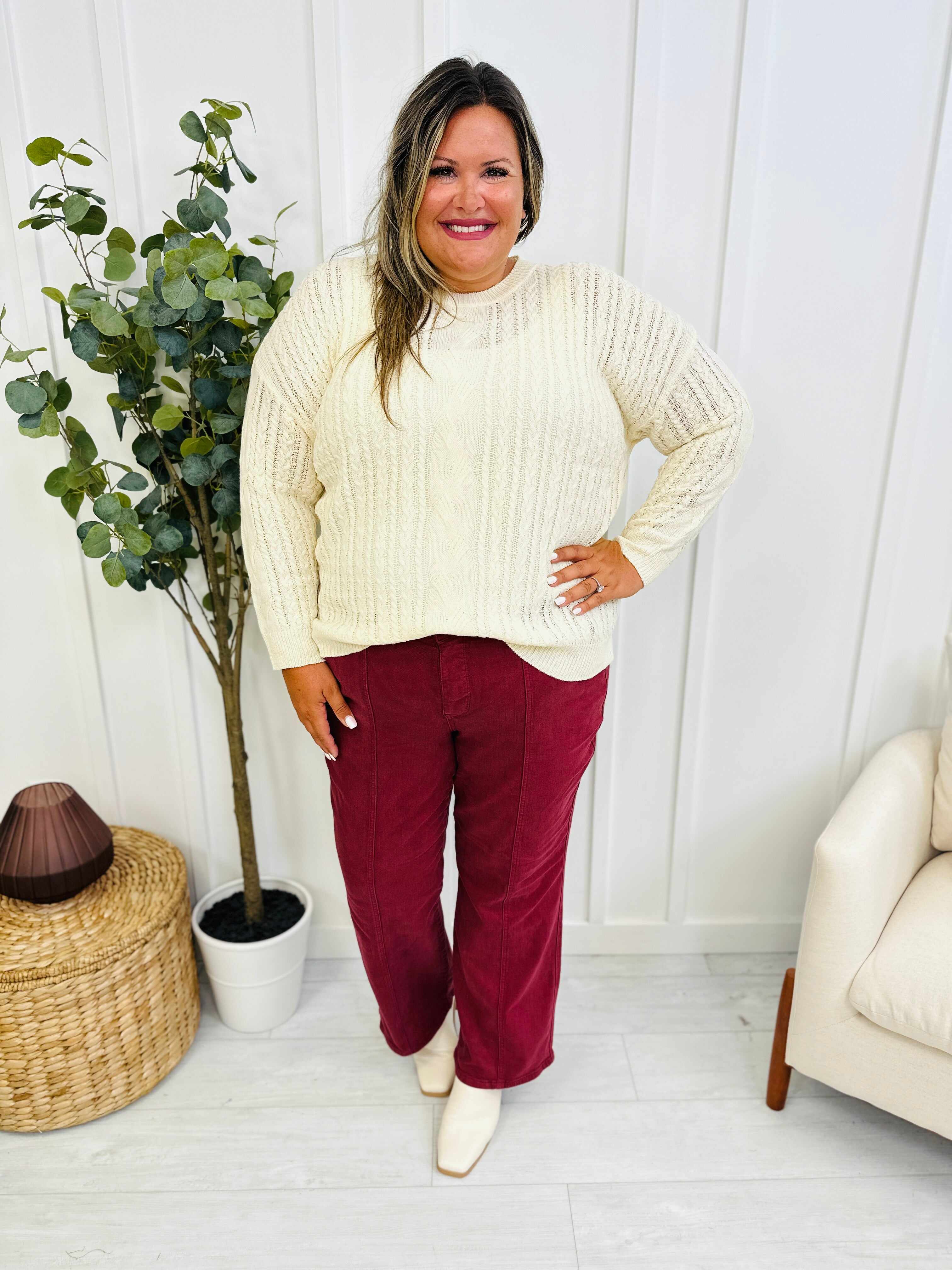 REG/CURVY Red, Red Wine Straight Burgundy Jeans