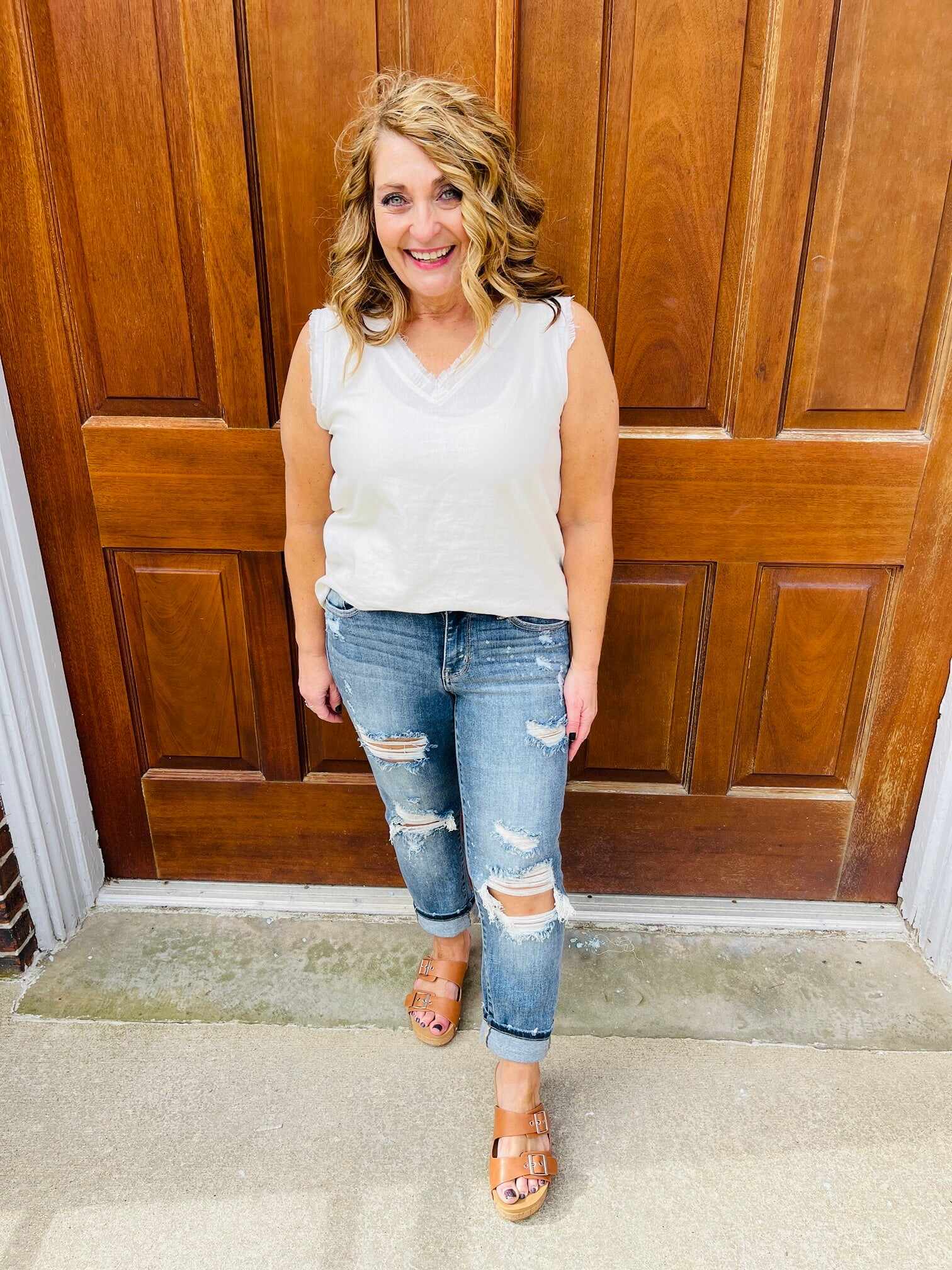 Restock! REG/CURVY Somewhere On a Bleach Mid Rise Boyfriend Jeans