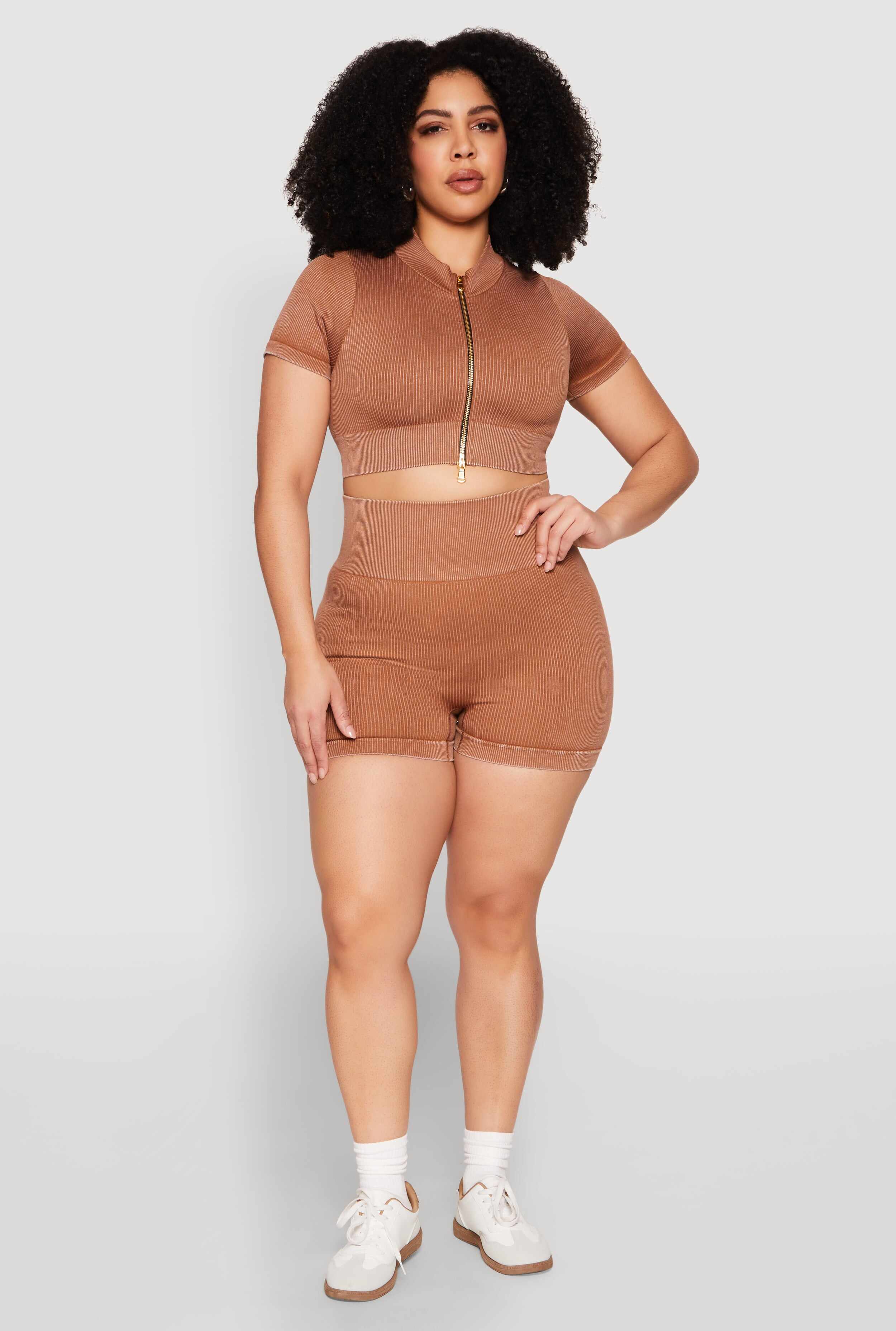 Plus Size Daisy Mineral Wash Seamless Zip Front Top