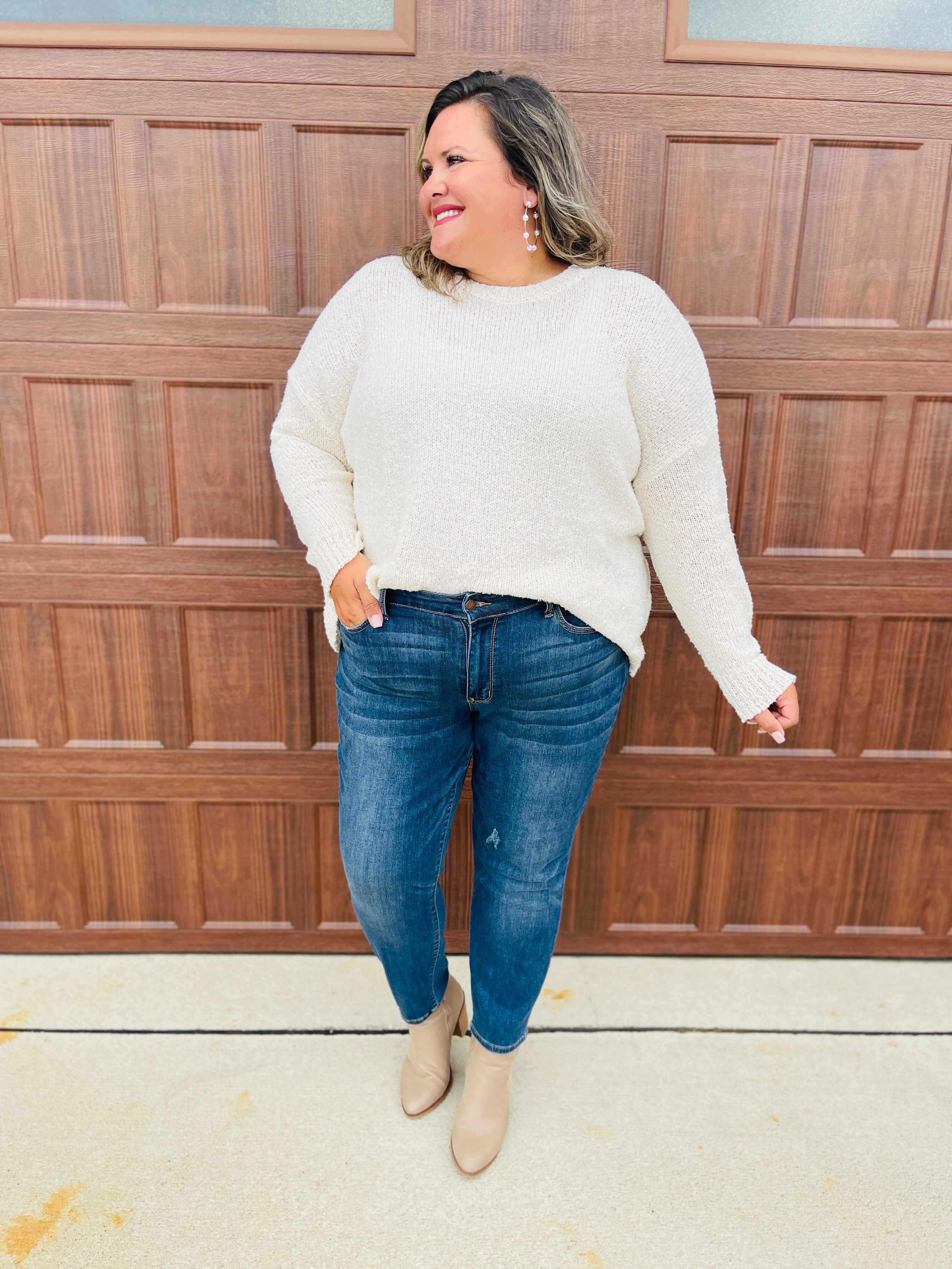 Mid Rise Plus/Reg Everyday Essential Relaxed Fit Jeans - Multiple Inseams!
