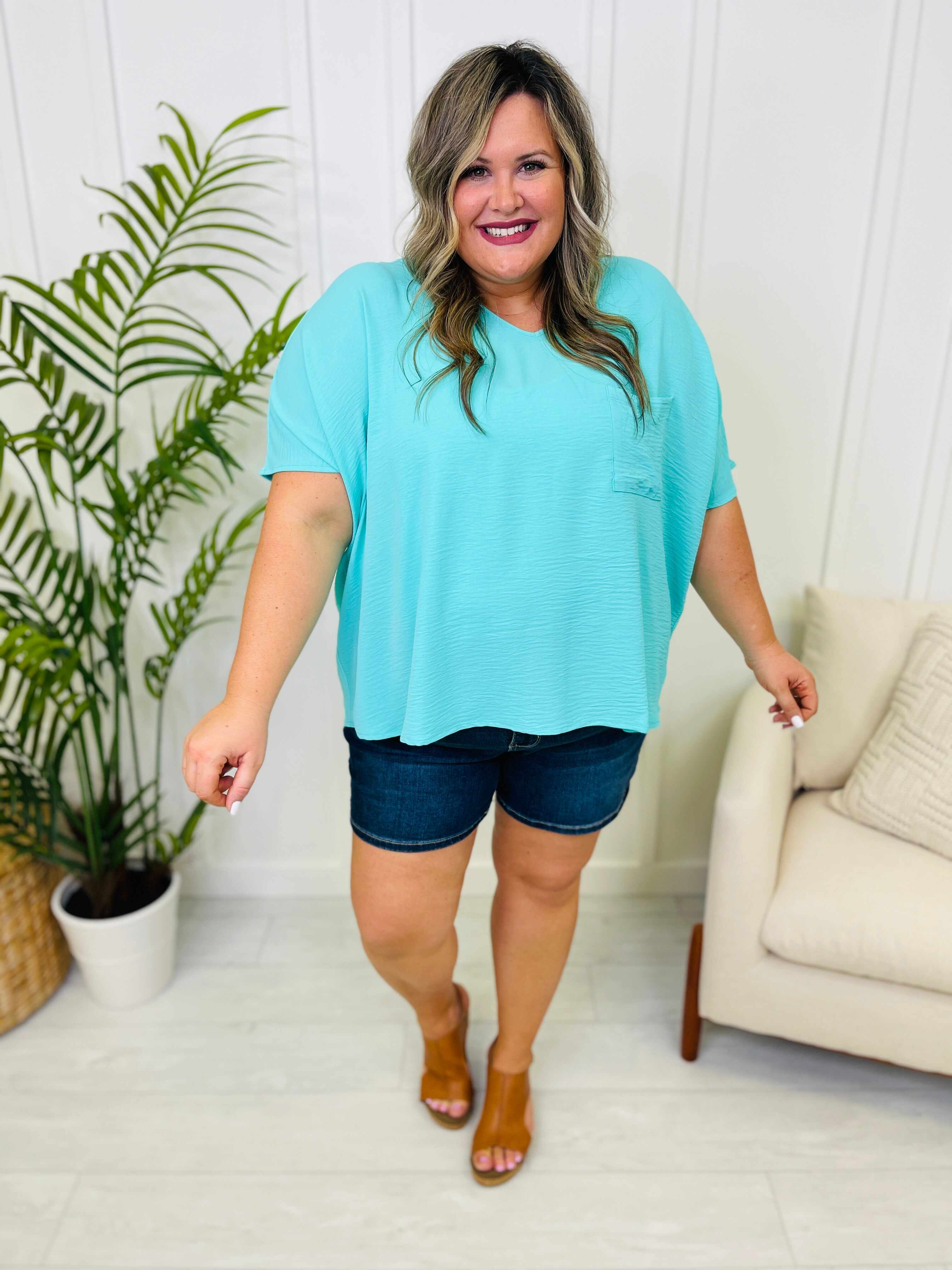 Plus/Reg Sweet Summertime Mid Rise Dark Wash Shorts