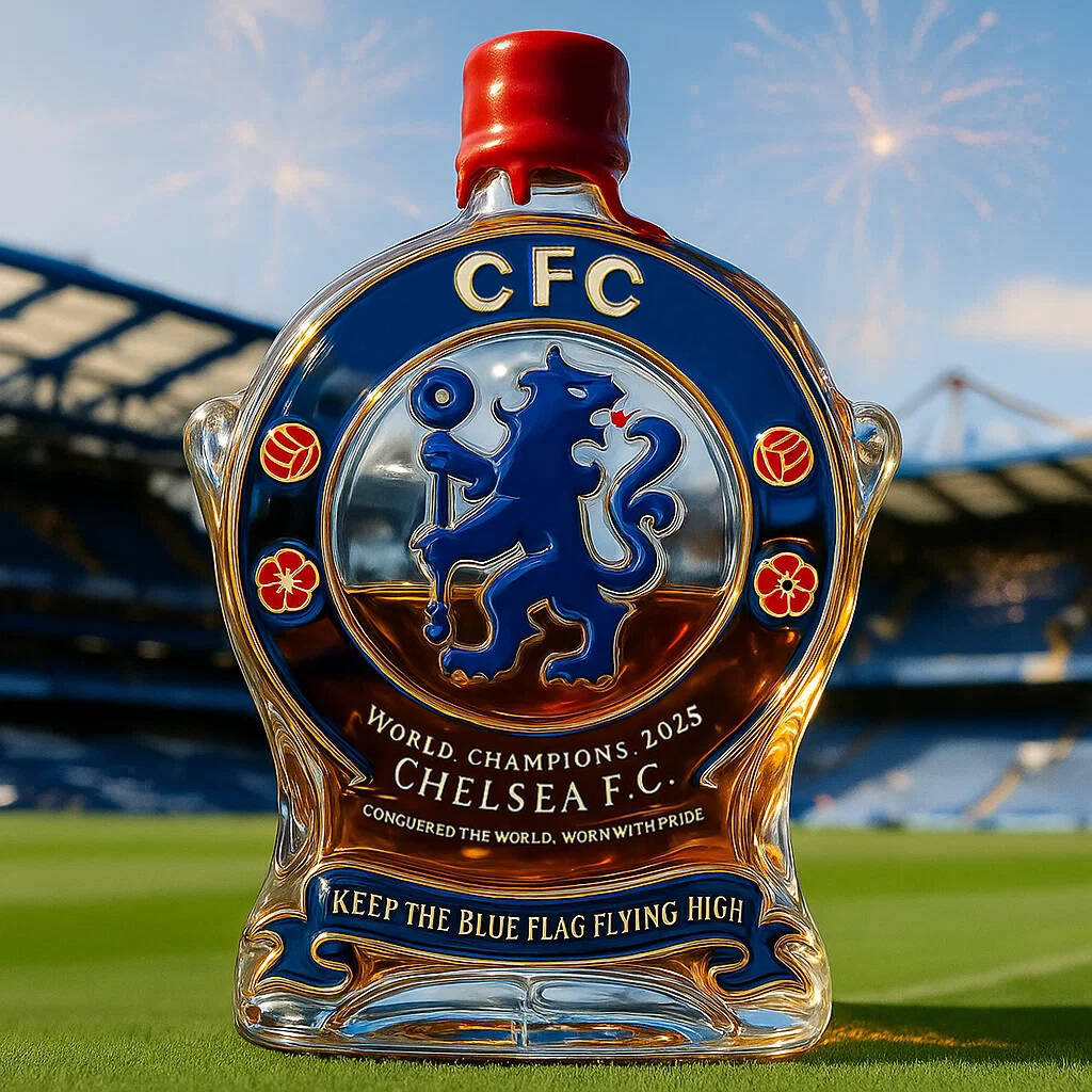 Chelsea 2025 World Champions Whisky Bottle