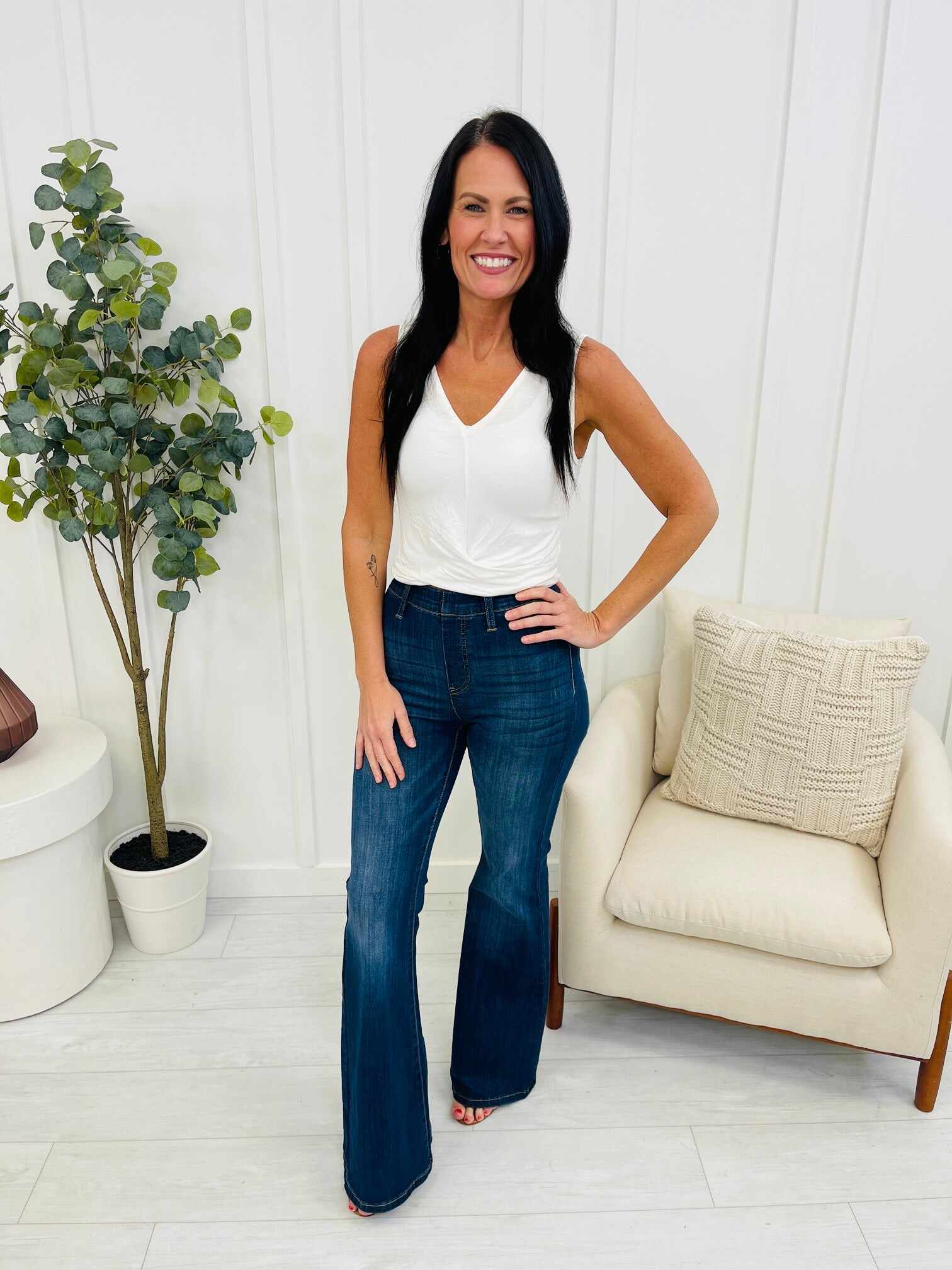 REG/CURVY Dream On Pull On Flare Jeans