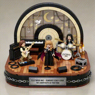 Fleetw🌙d Mac: Rumours Legacy Stage Brick Collector Edition