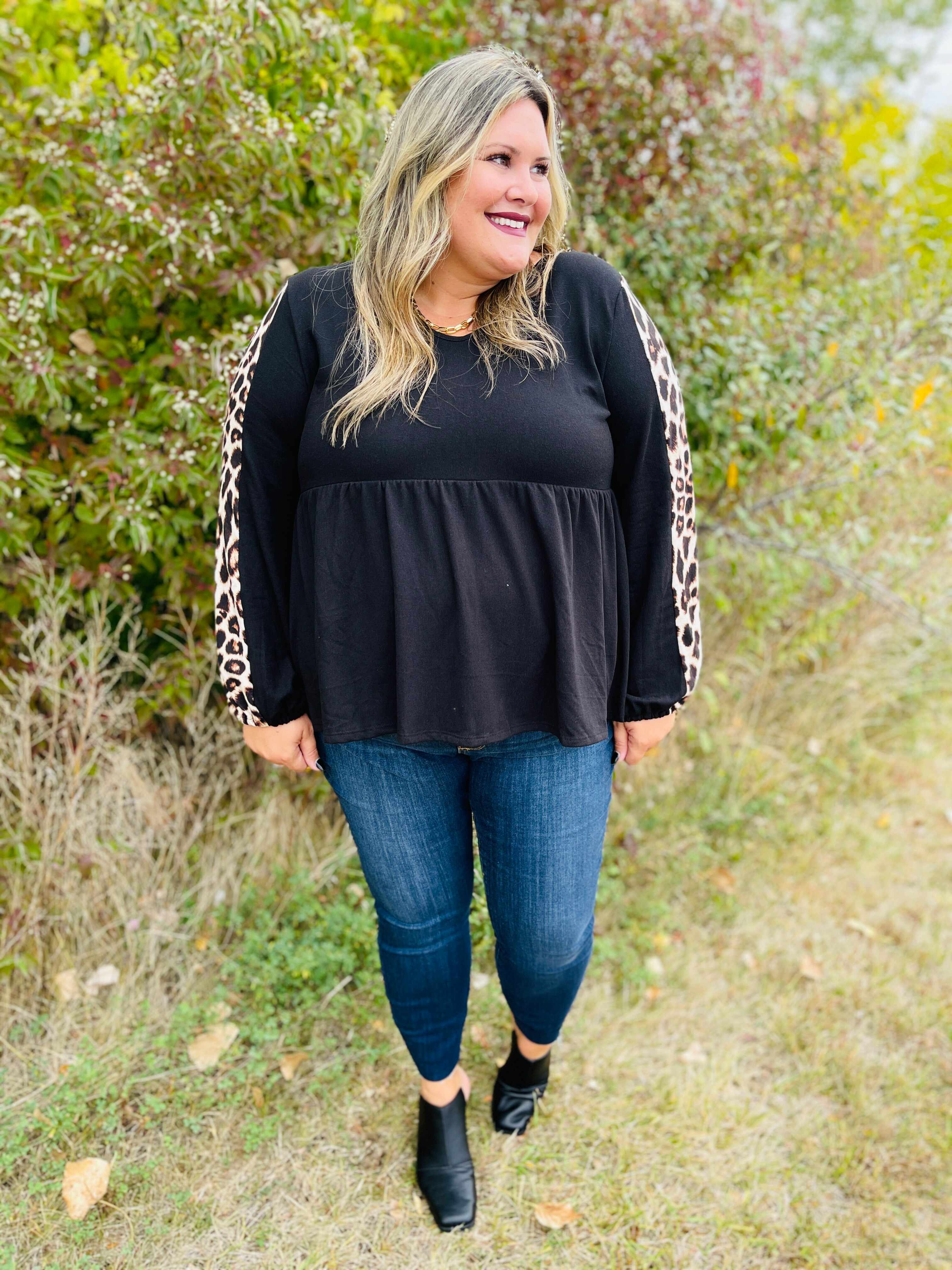 FIFTH RESTOCK! BEST SELLER!  Mid Rise REG/CURVY Work For The Weekend Skinny Jeans