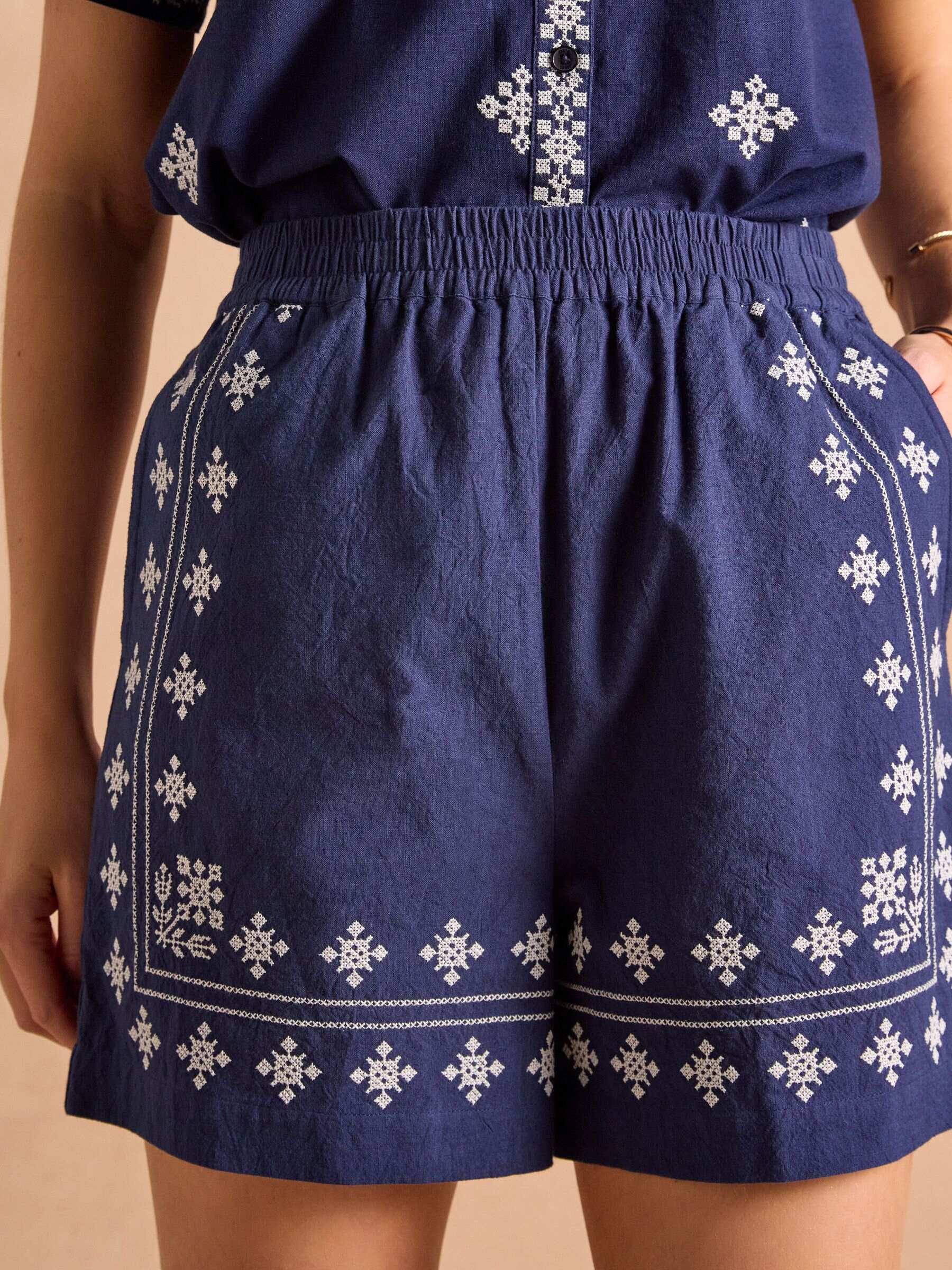 Emilie Navy Embroidered Pull On Shorts