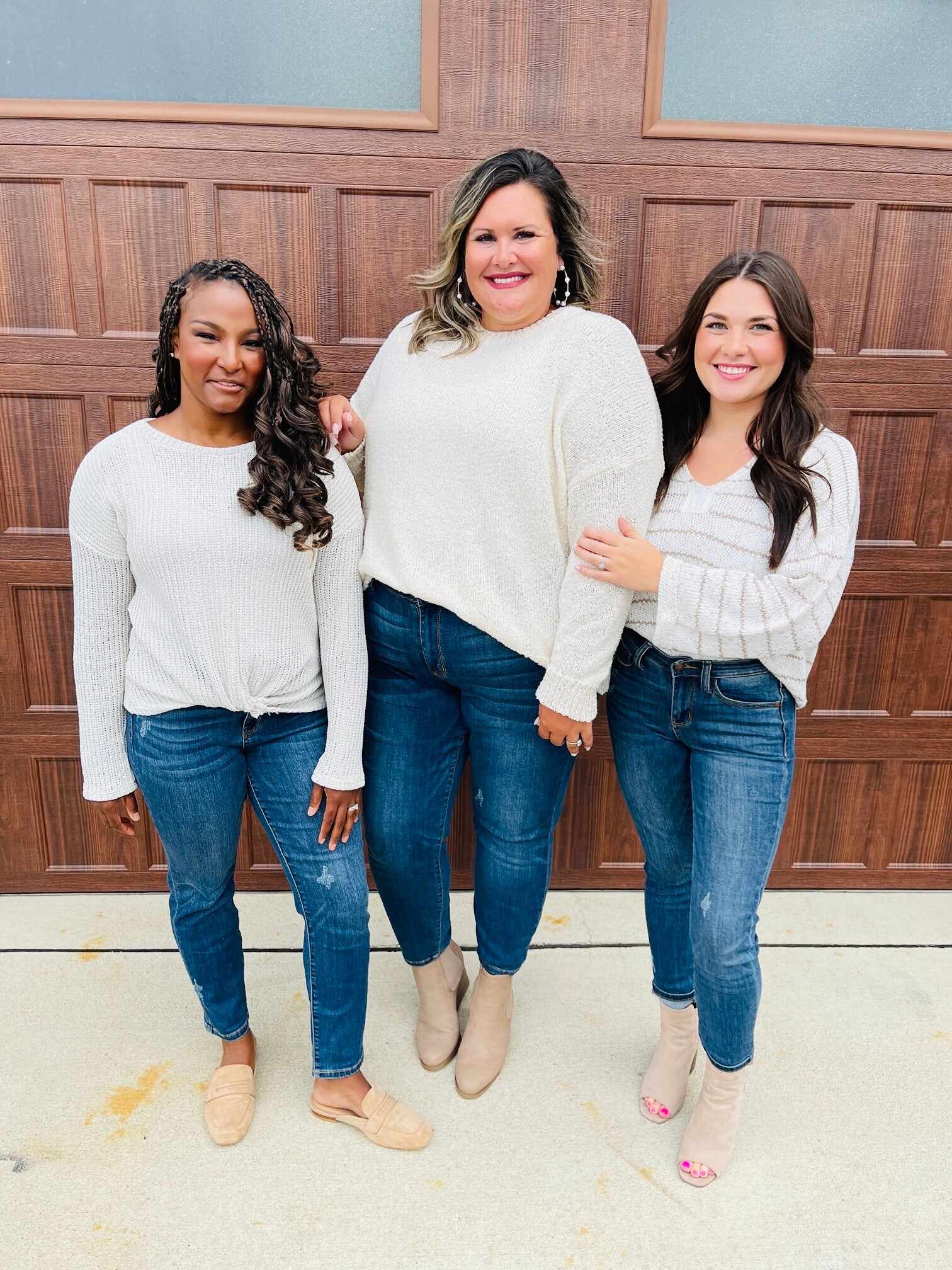 Mid Rise Plus/Reg Everyday Essential Relaxed Fit Jeans - Multiple Inseams!