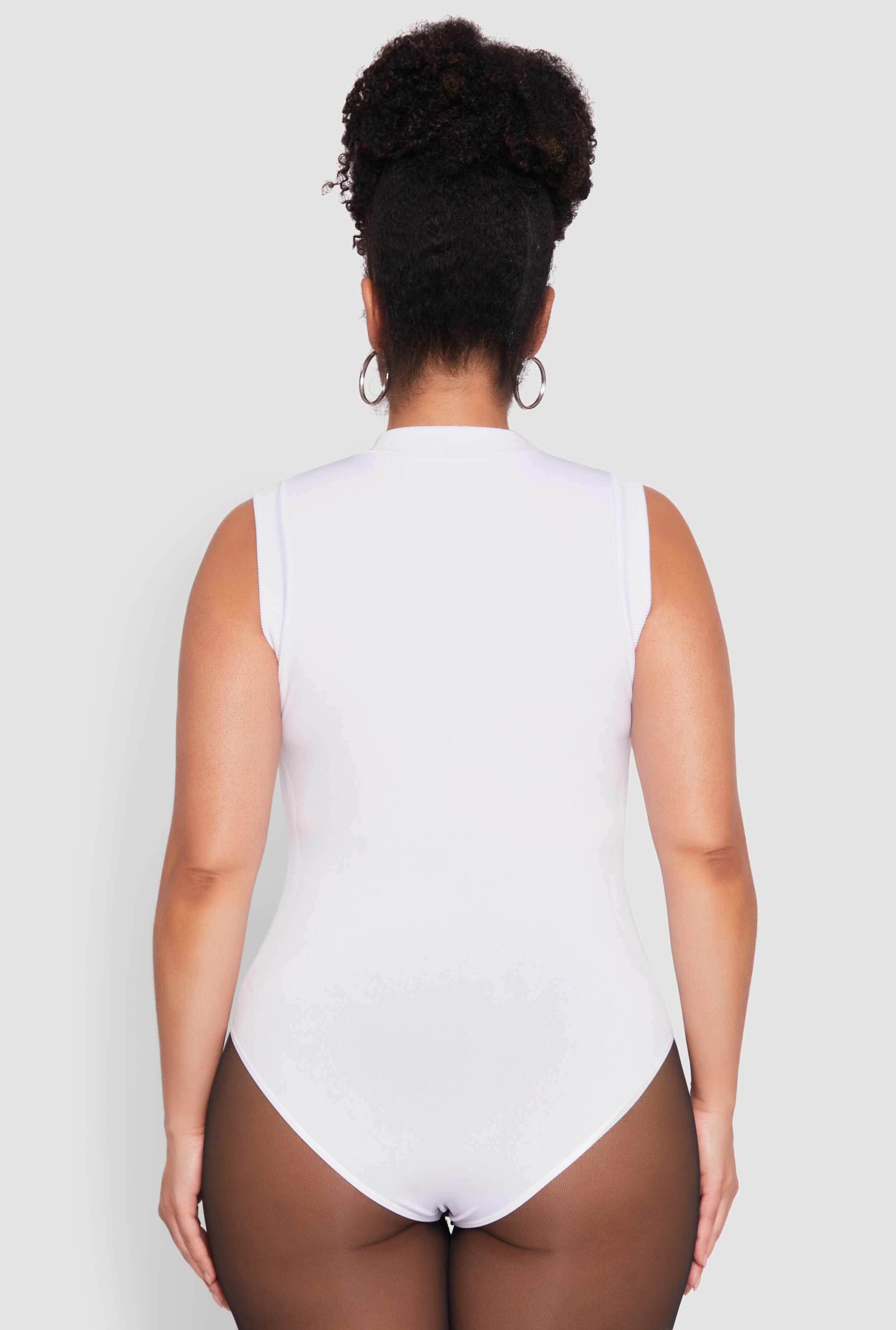 Plus Size Seamless Mock Neck Sleeveless Bodysuit