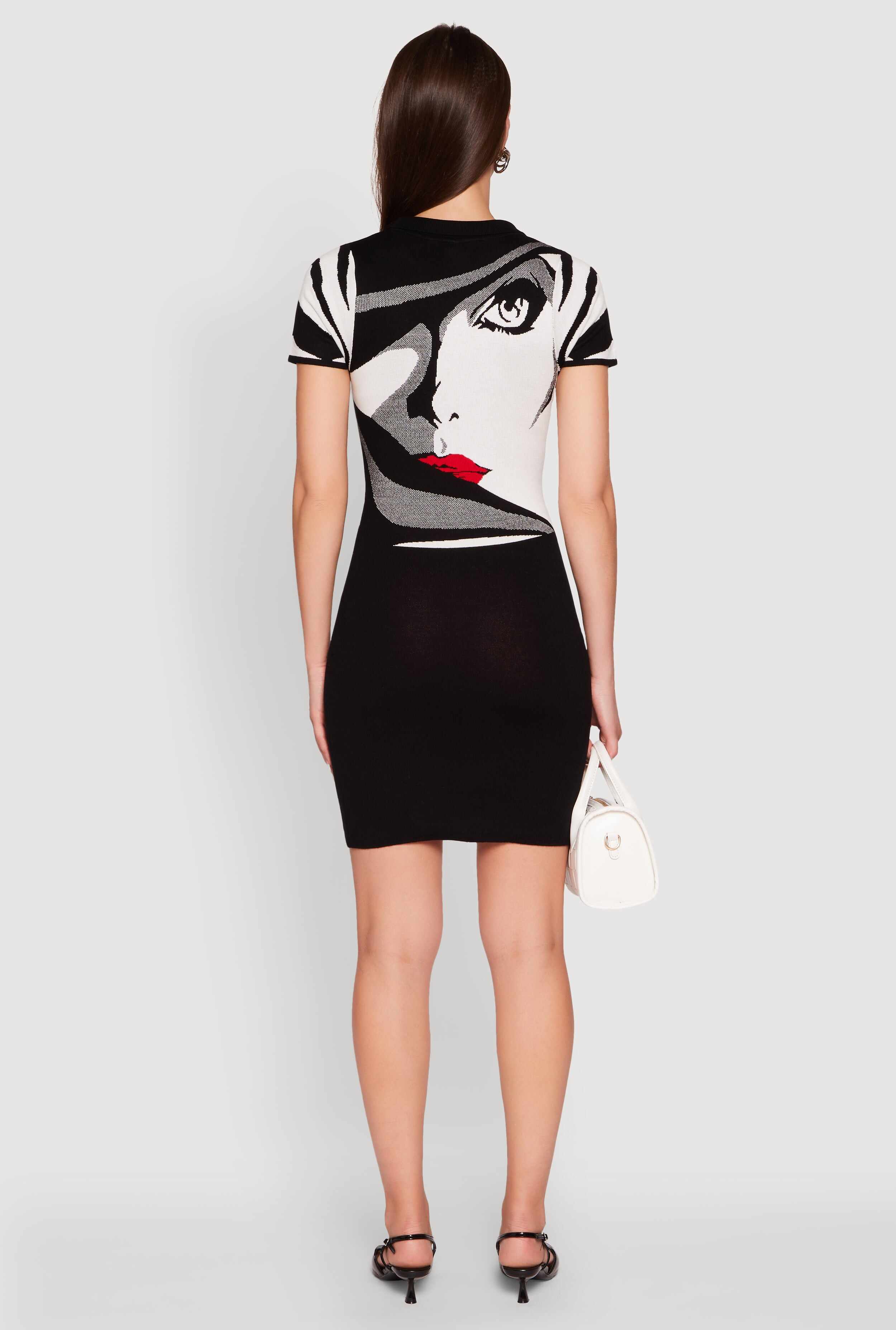 Trendy Classic Fit Short Sleeve Dress with Face Print