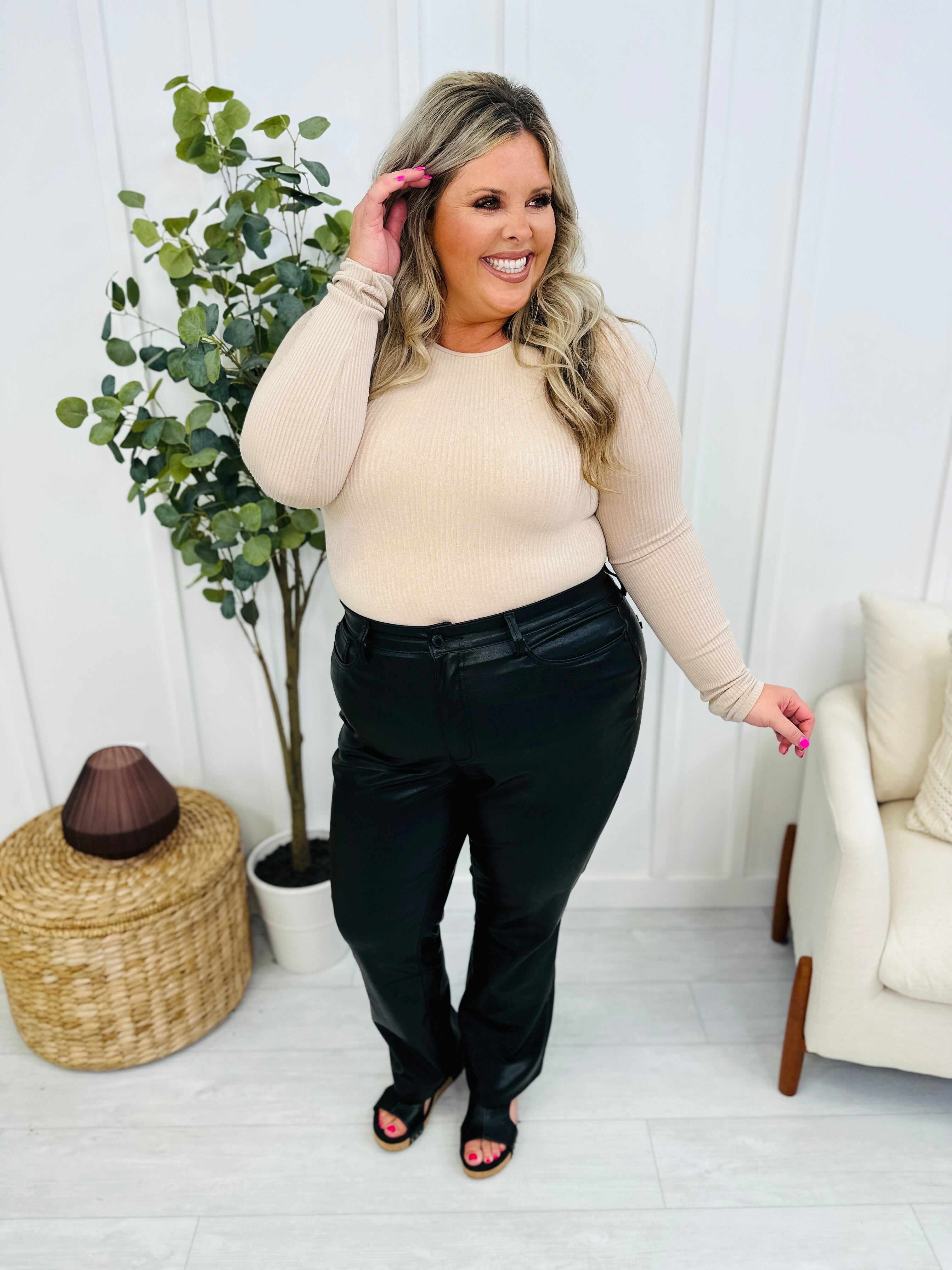 REG/CURVY Like A Glove Tummy Control Black Faux Leather Straight Leg Pants