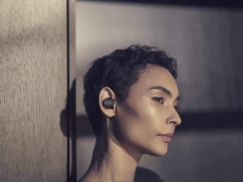 Bang & Olufsen Beoplay EQ - Active Noise Cancelling Wireless in-Ear Earphones with 6 Microphones, up to 20 Hours of Playtime, Sand (Renewed Premium)