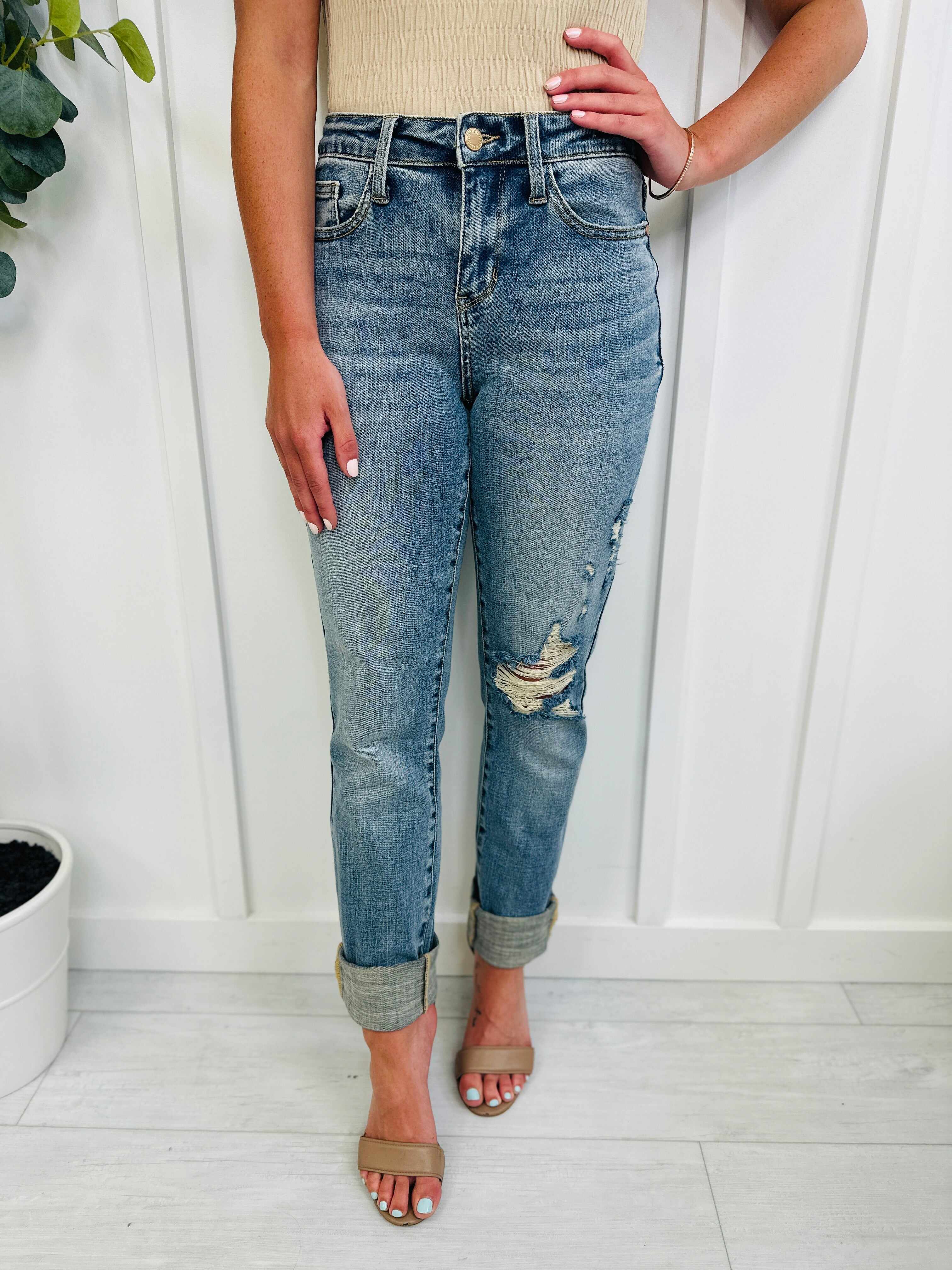 REG/CURVY Long Lost Boyfriend Mid Rise Long Inseam Boyfriend Jeans