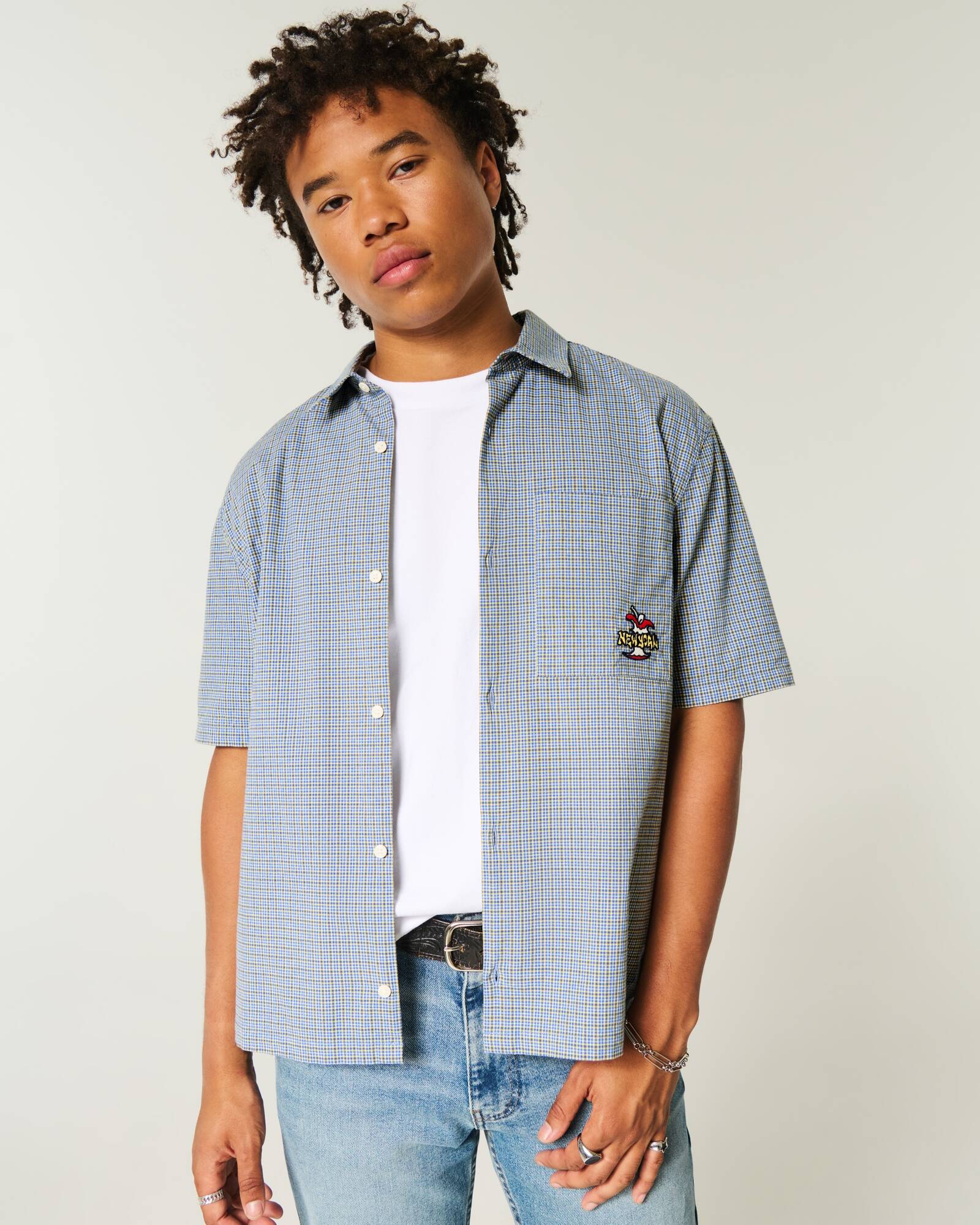 Boxy Short-Sleeve Cherry Graphic Shirt