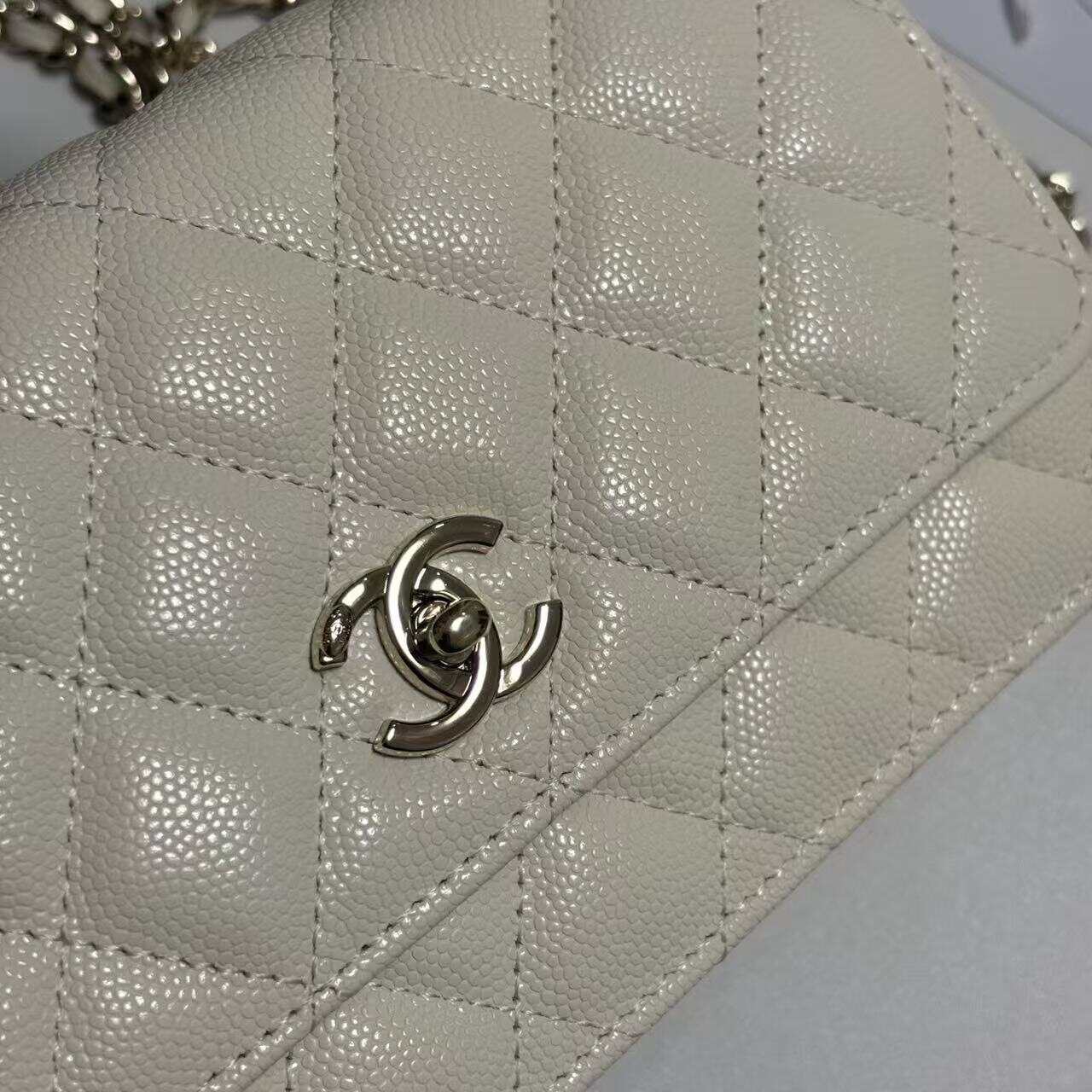 2026 QUILTED BARREL BAG BLUSH