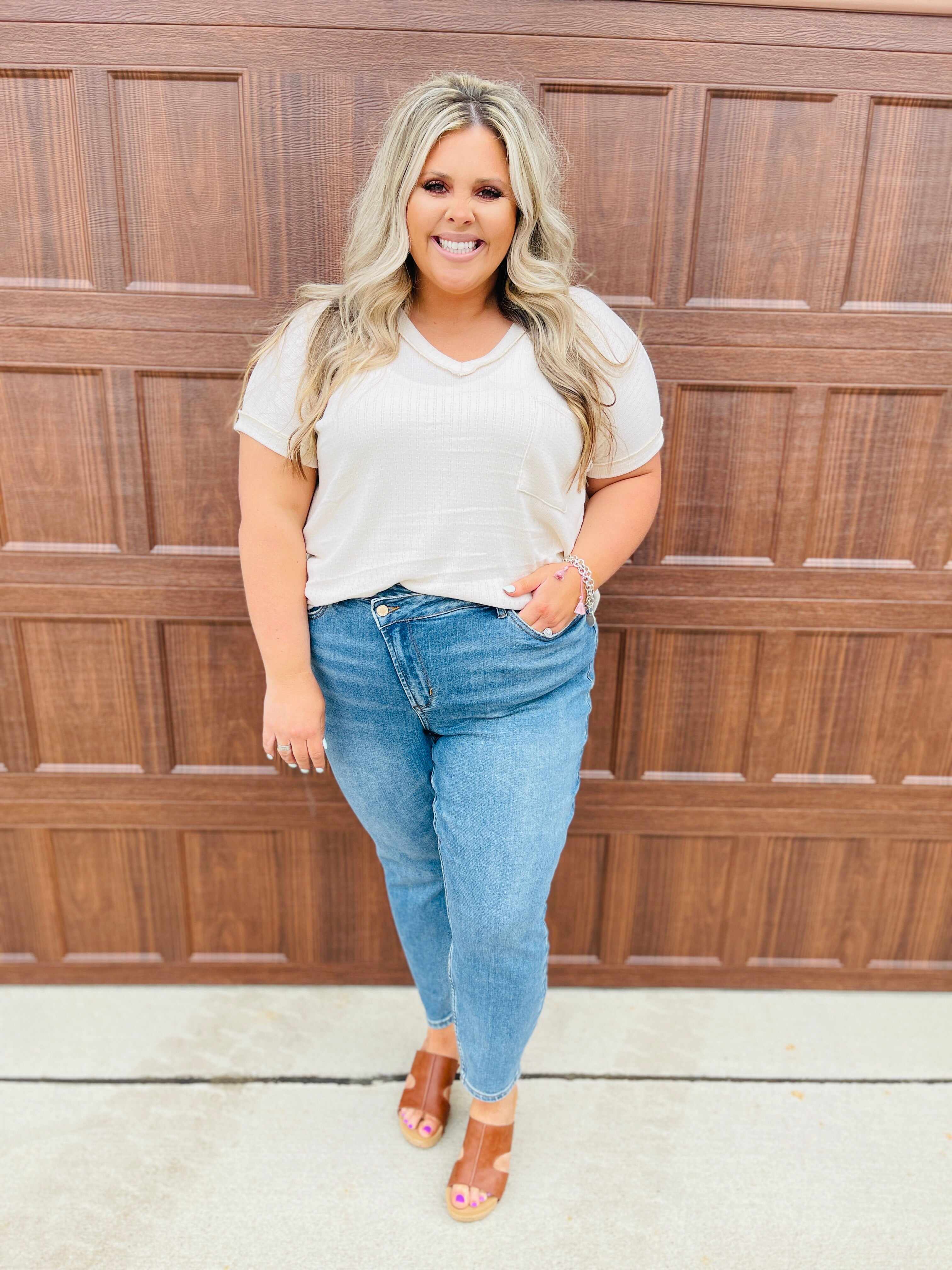 REG/CURVY Waist Cinching Criss Cross Confidence Jeans
