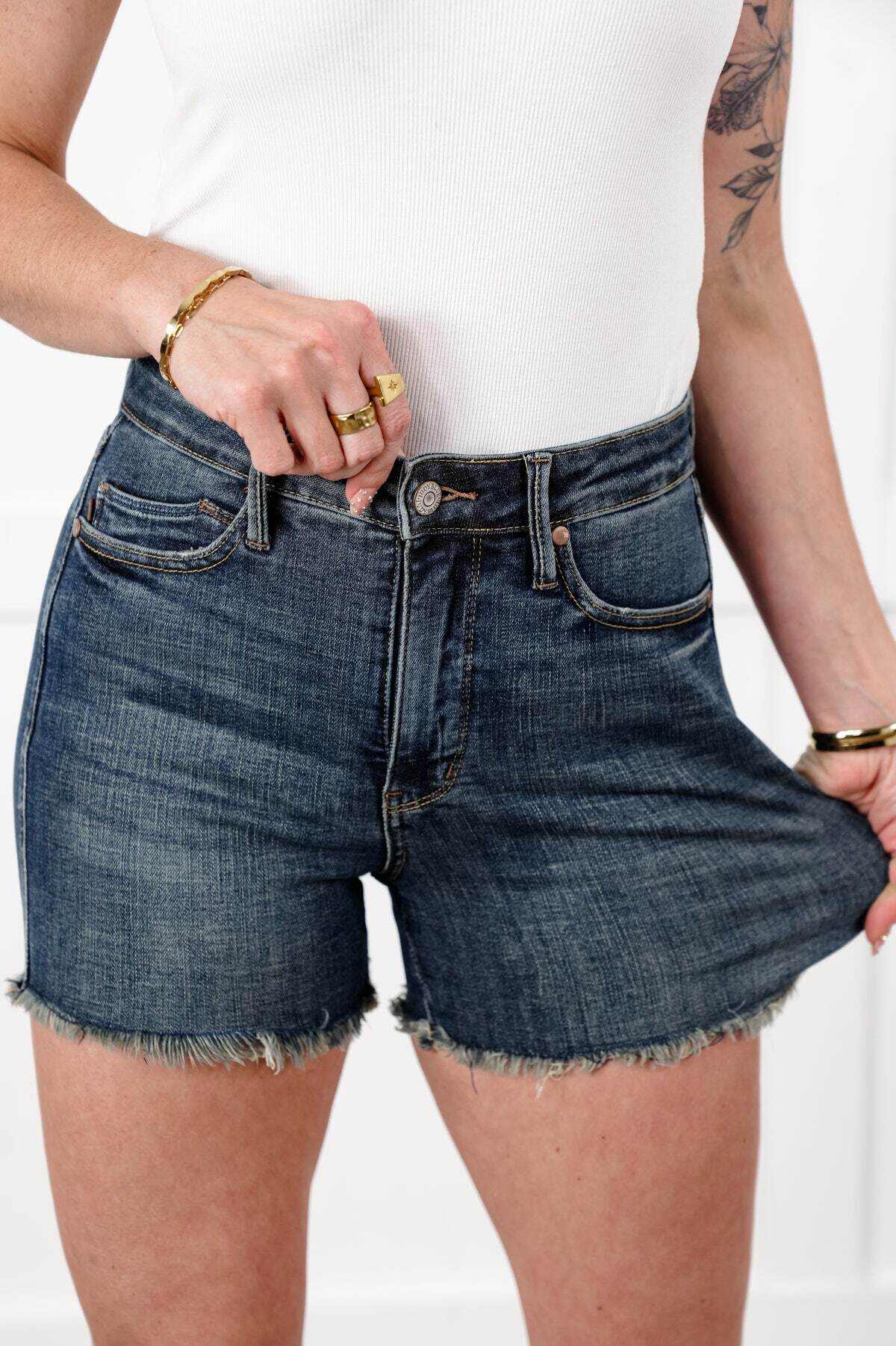 🔥2025 Hot Trend🔥Judy Dark Wash Tummy Control Fray Hem Shorts with Shield Back Pockets