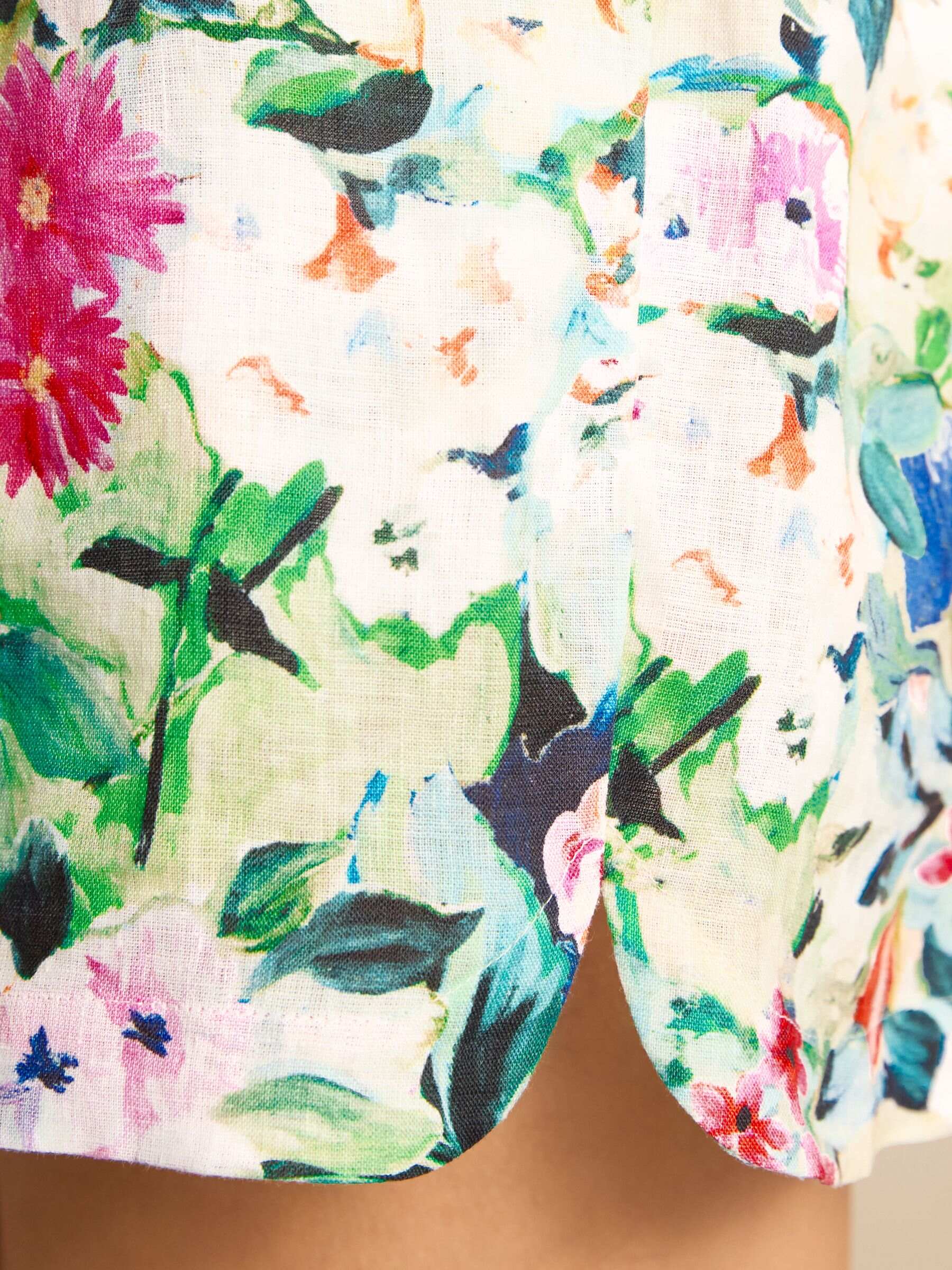 Multi Floral Pull On 100% Linen Shorts